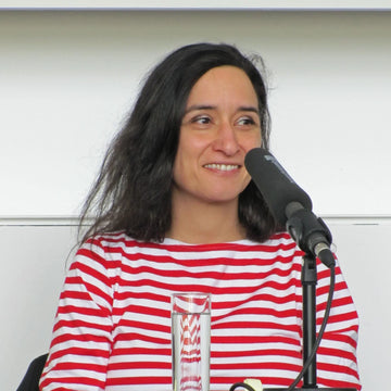 Foto von Arezu Weitholz