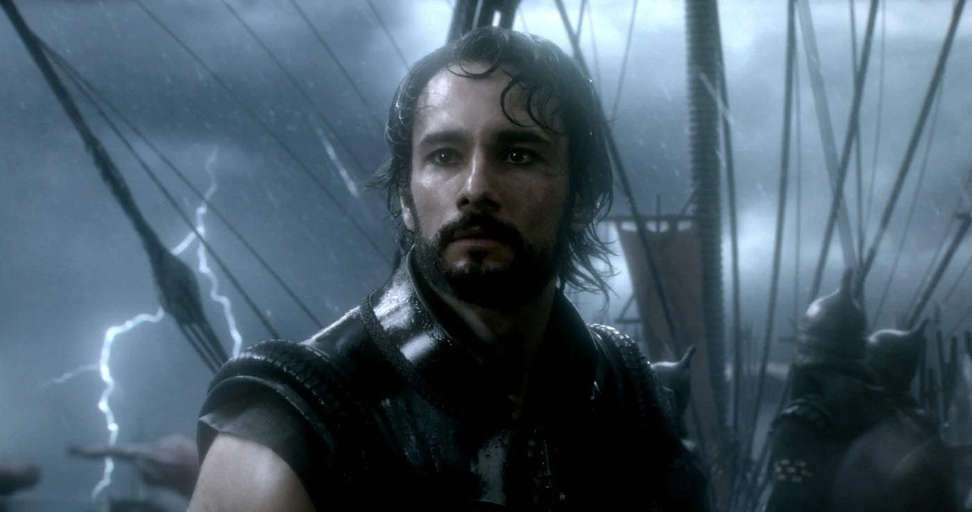 300: Rise of an Empire – Bewaffneter Krieger auf dem Schiffsdeck