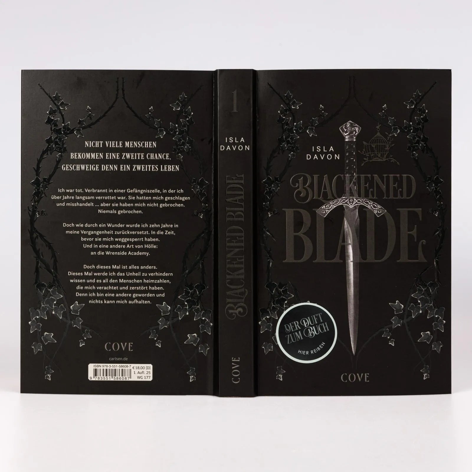 Isla Davon - Blackened Blade 1: The Blackened Blade