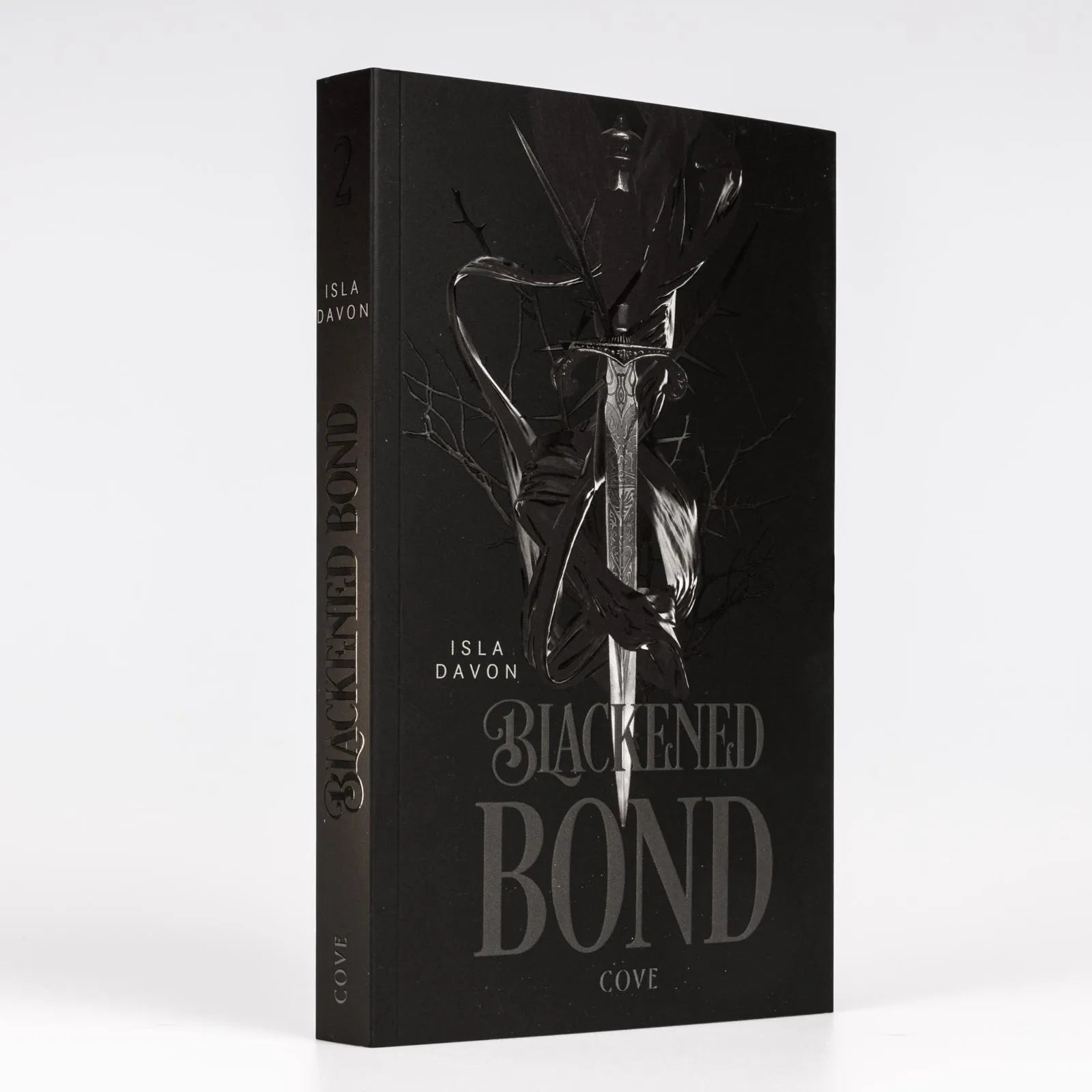 Produktansicht: Blackened Blade 2: A Blackened Bond (Paperback)