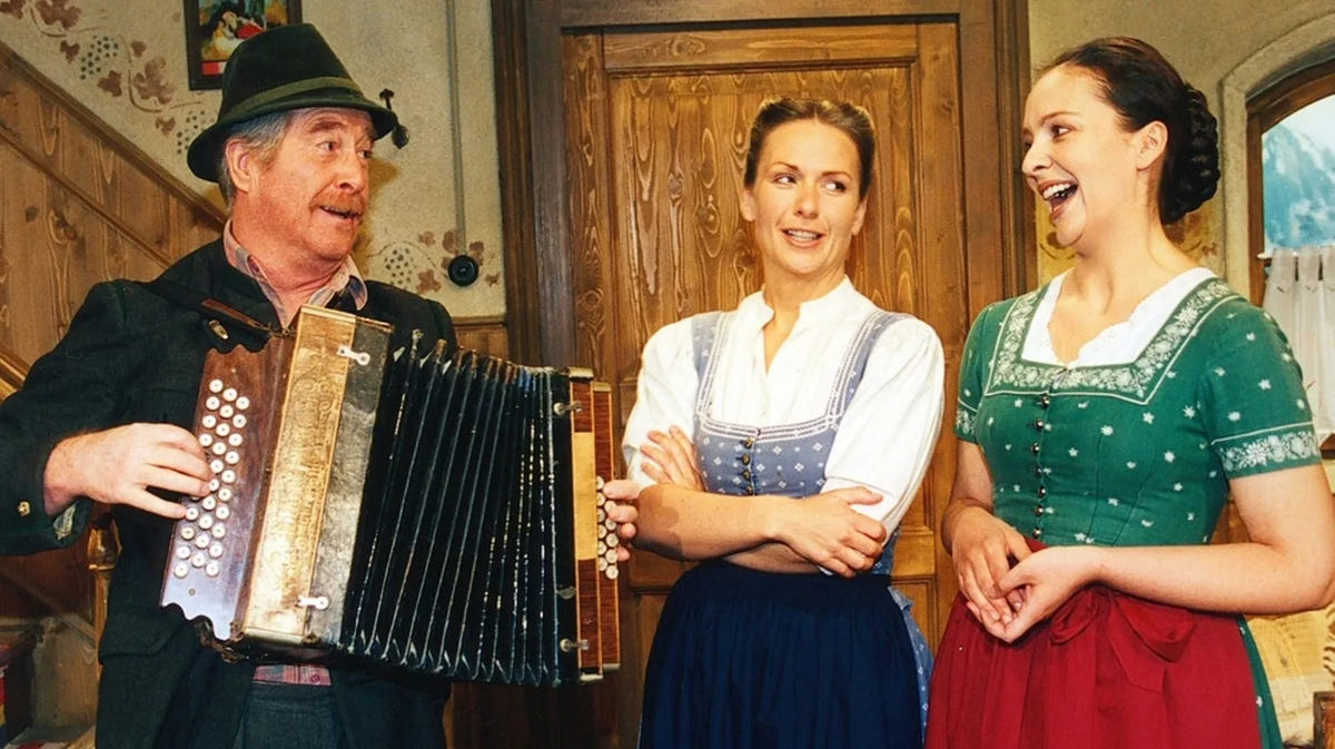 Filmszene 2 aus Chiemgauer Volkstheater - Die komplette Staffel – DVD