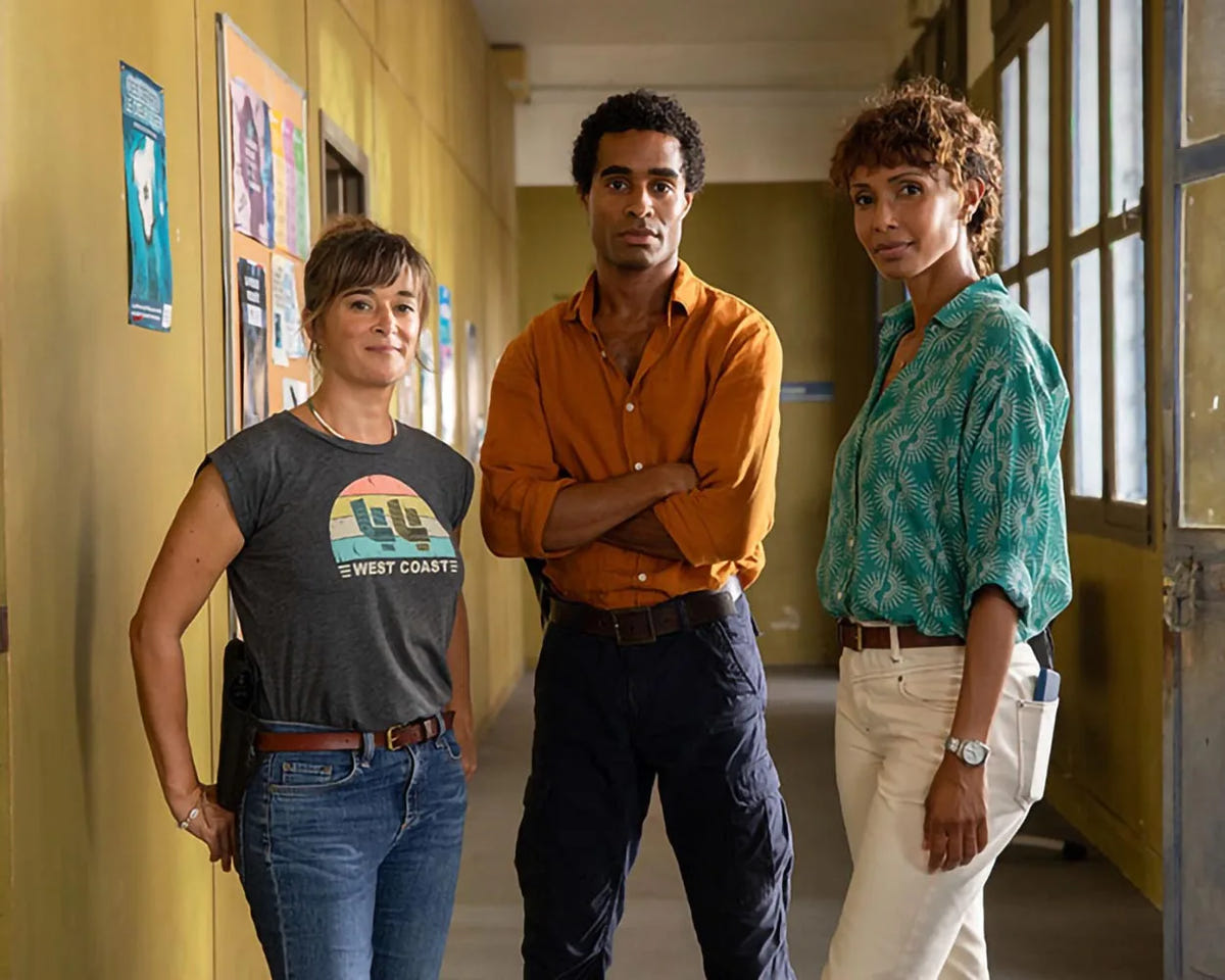 Filmszene 4 aus Deadly Tropics, Staffel 6 (Tropiques criminels) – DVD