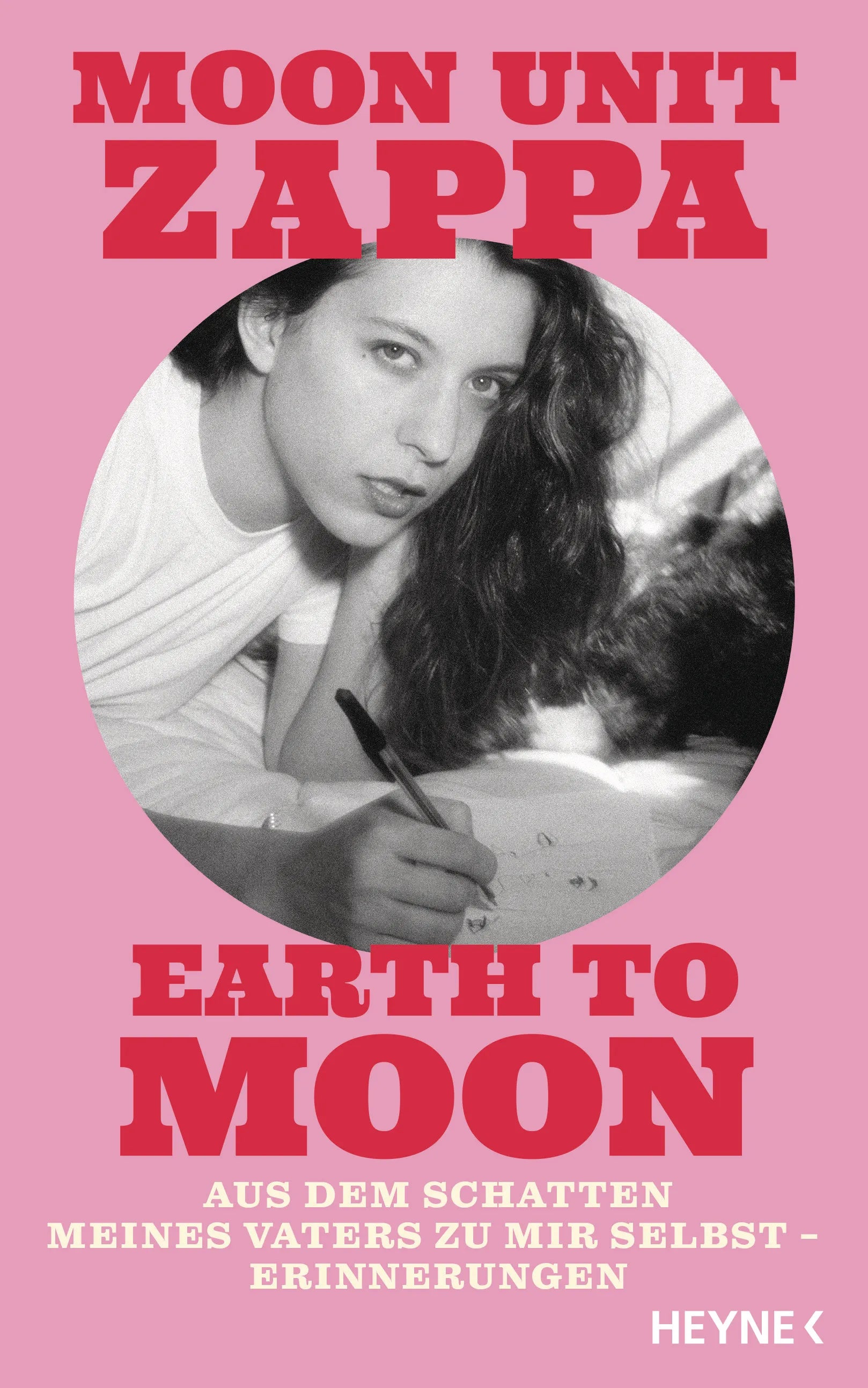 Cover: Earth to Moon (E-Book) von Moon Unit Zappa