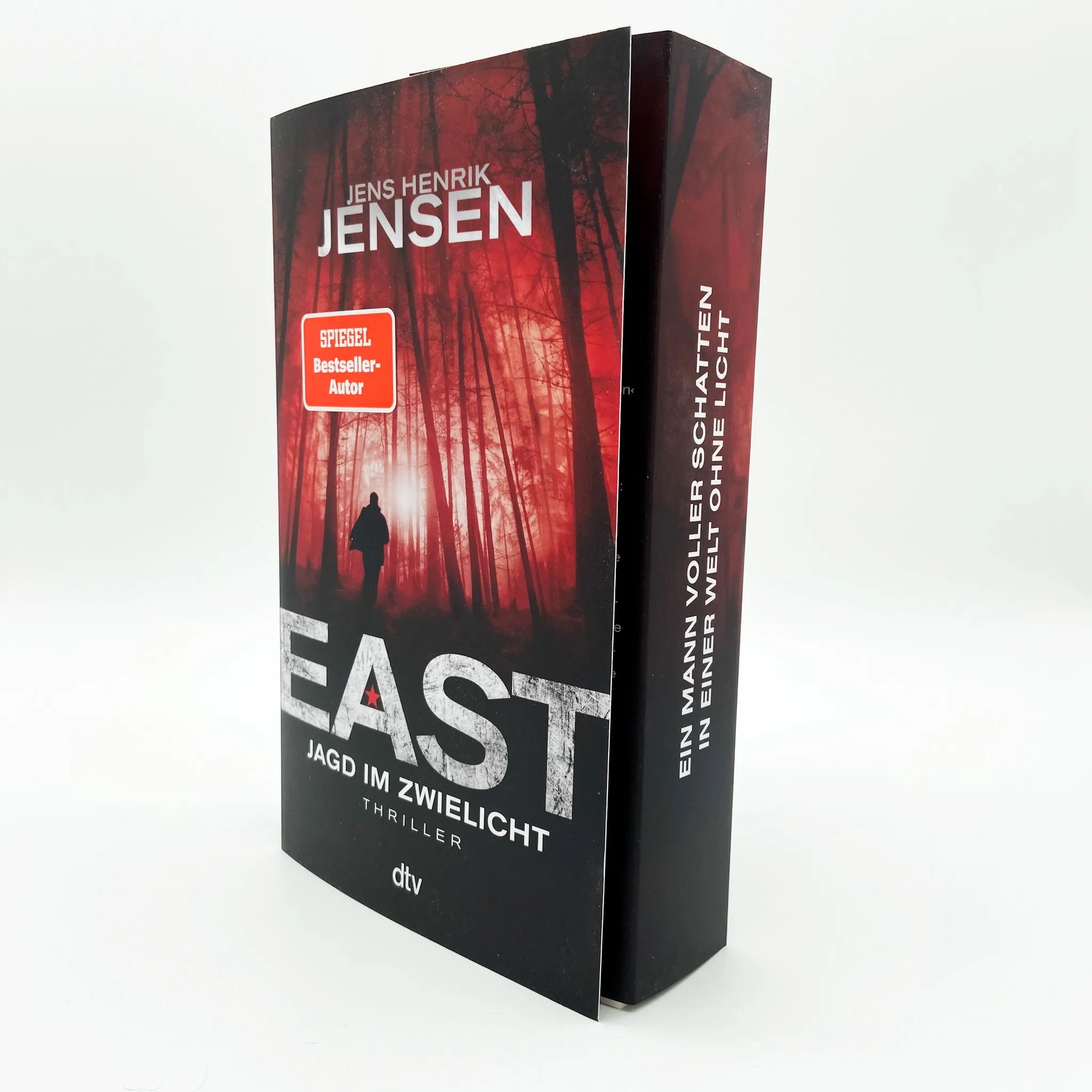 Jens Henrik Jensen - EAST. Jagd im Zwielicht