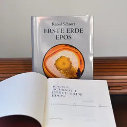 Produktansicht: Erste Erde (Gebundene Ausgabe)