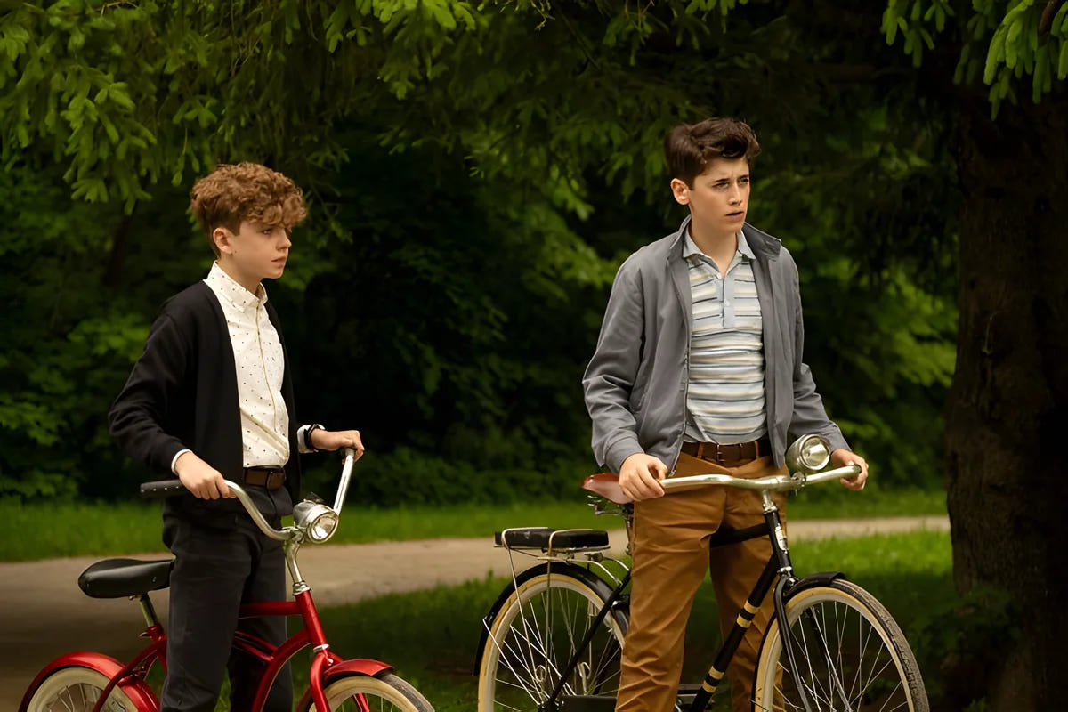 Filmszene 4 aus ES: Welcome to Derry (s) – 4K UHD Blu-ray. Regie: Andy Muschietti