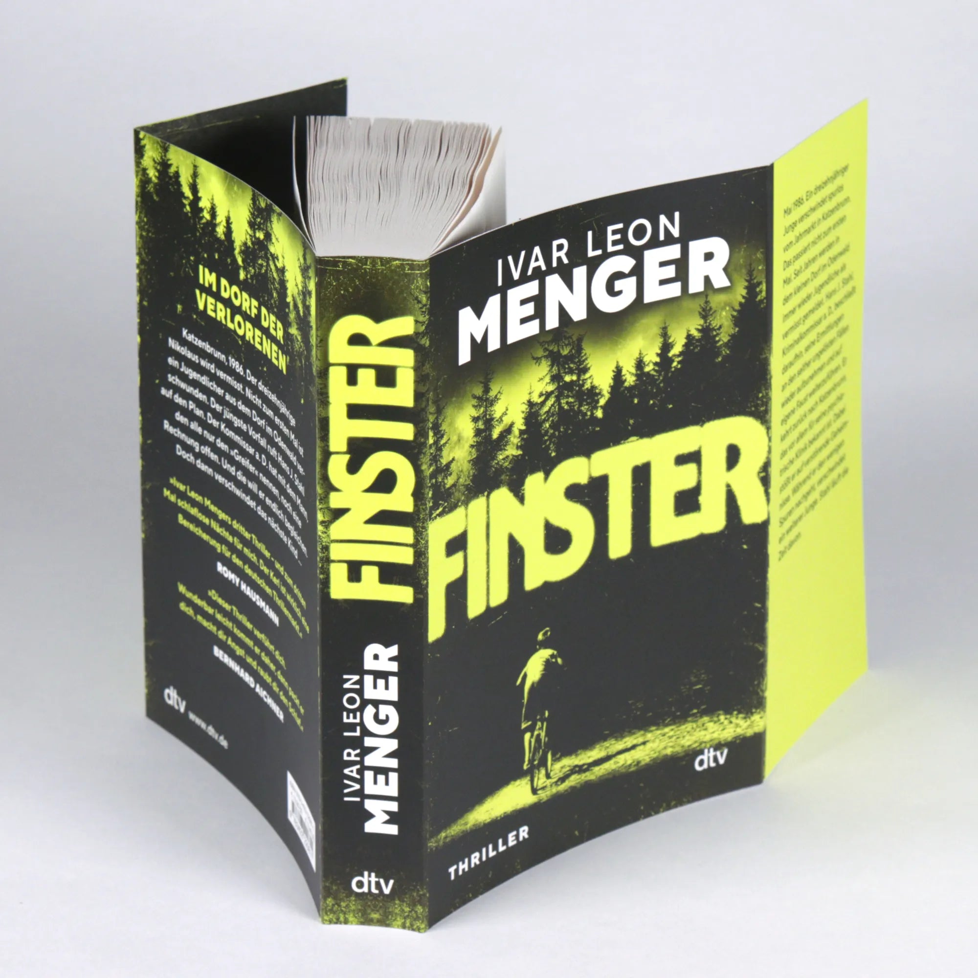 Ivar Leon Menger - Finster