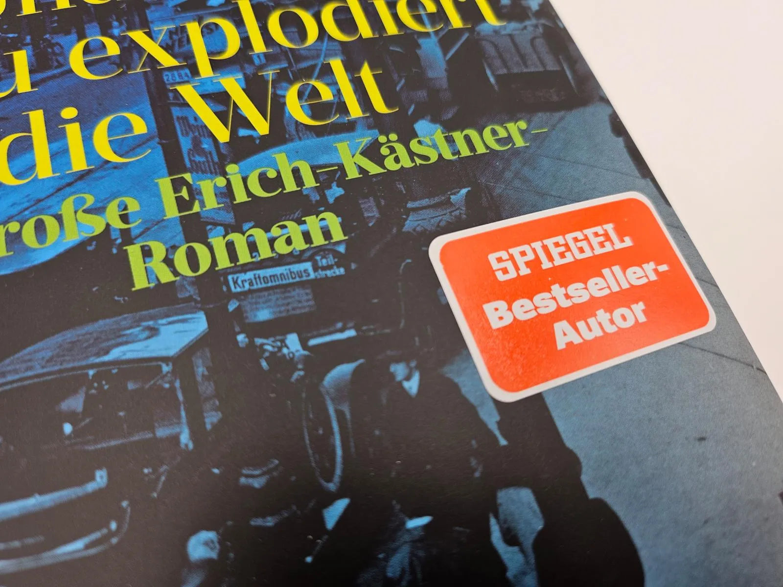 Abbildung von 'Und ohne Tabu explodiert die Welt'