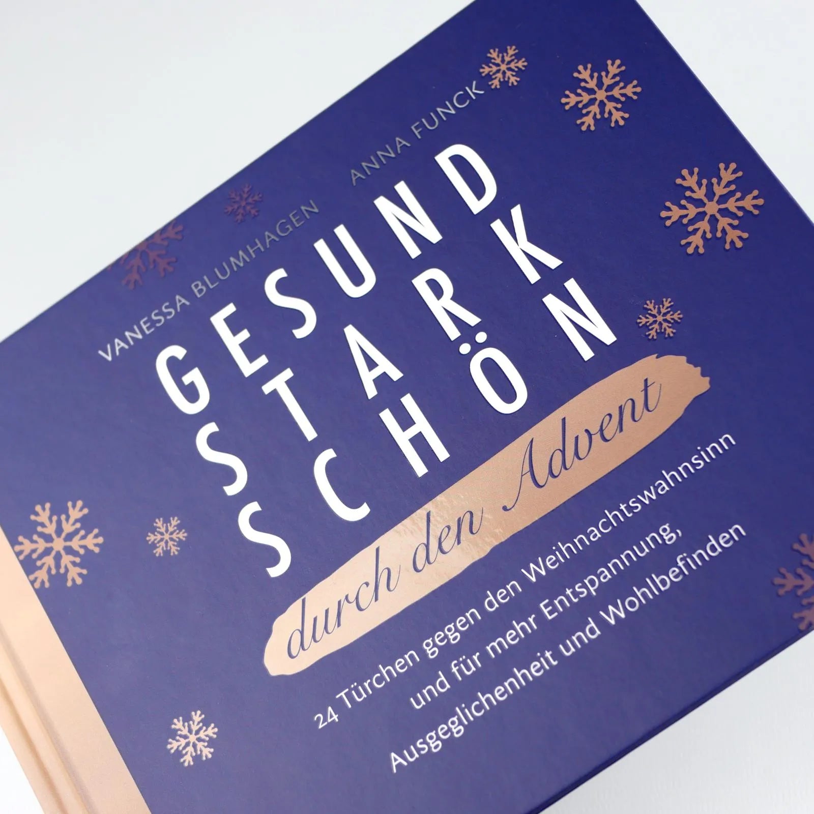 Innenansicht von 'Gesund, stark, schön durch den Advent' - Gebundene Ausgabe