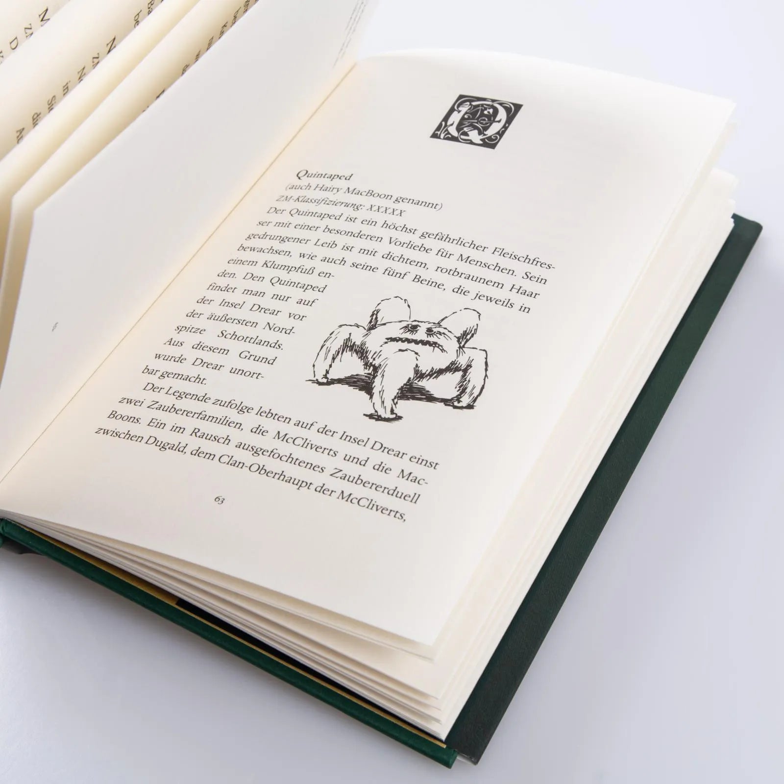 Produktansicht: Hogwarts-Schulbücher: Phantastische Tierwesen und wo sie zu finden sind (Gebundene Ausgabe)