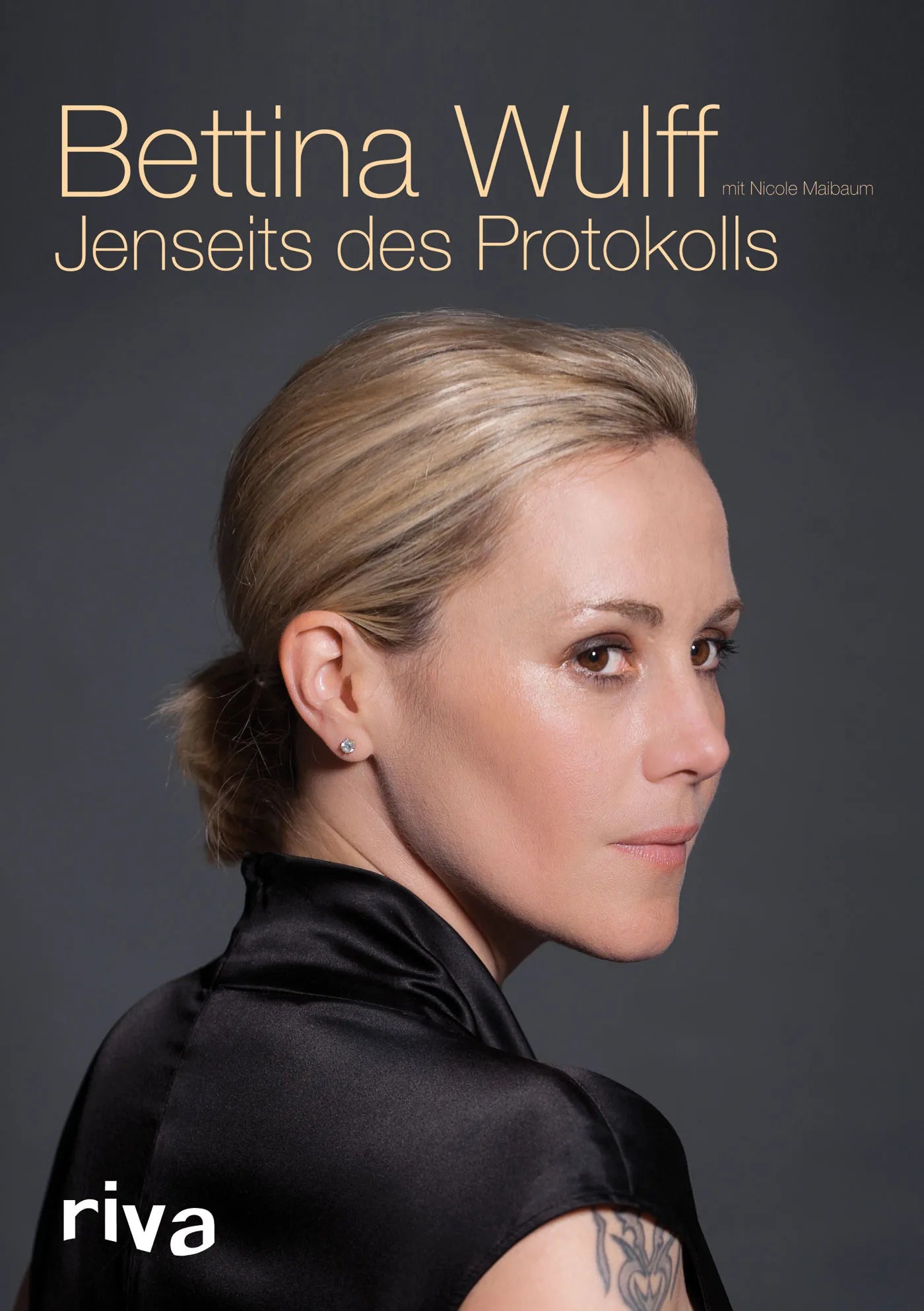 Buchcover von 'Jenseits des Protokolls' - Gebundene Ausgabe von Bettina Wulff
