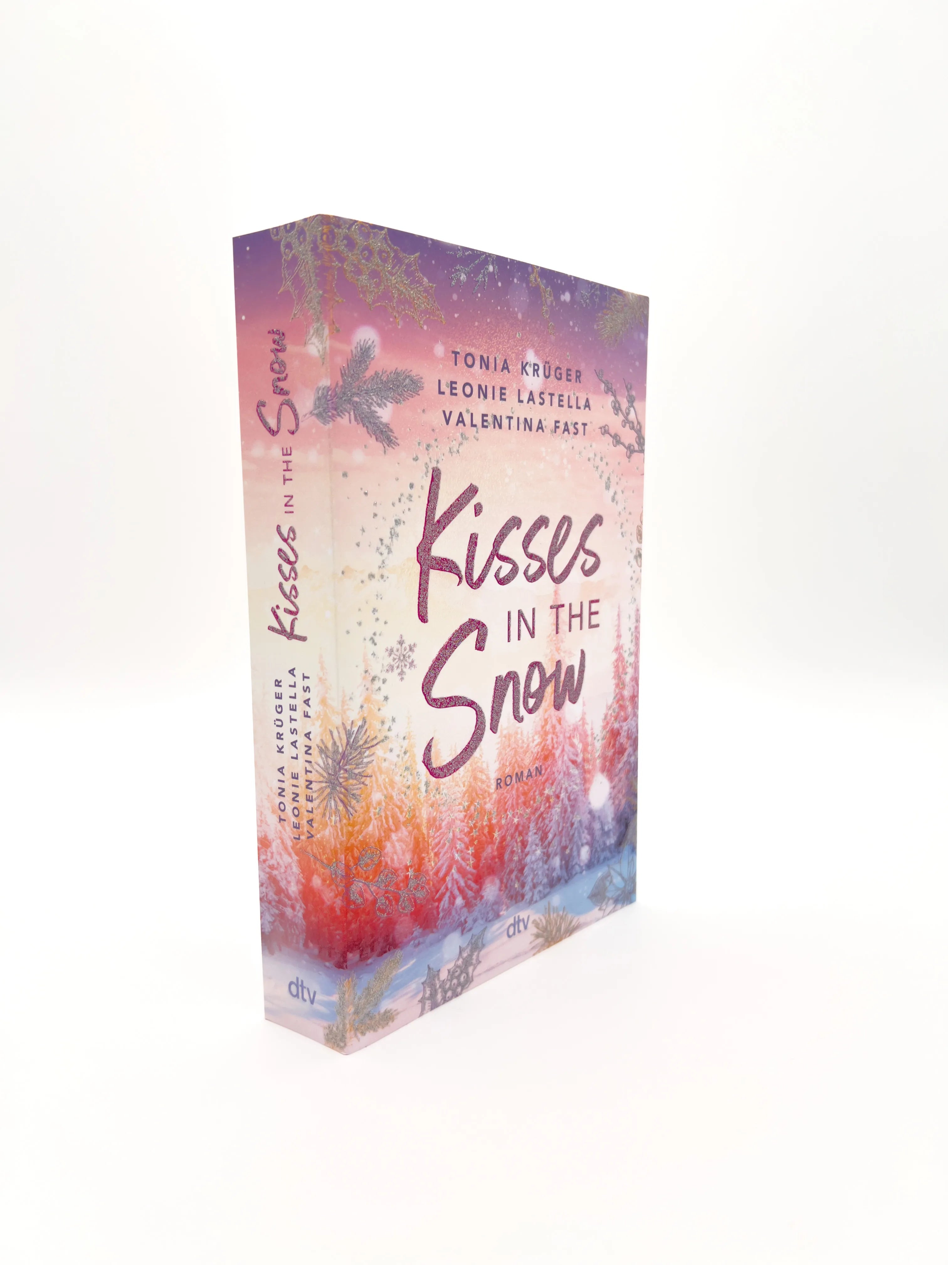 Leonie Lastella - Kisses in the Snow
