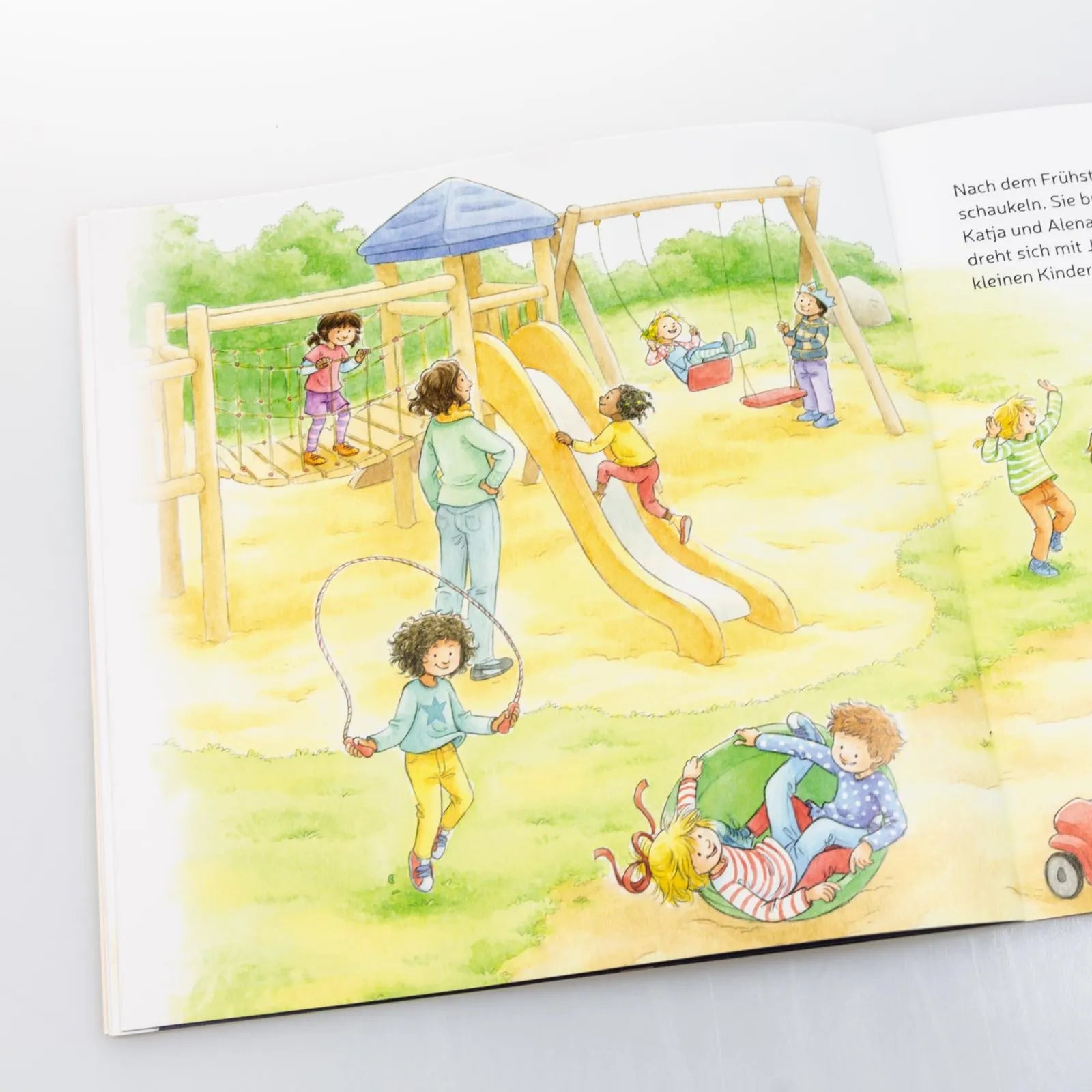 Liane Schneider - LESEMAUS 9: Conni kommt in den Kindergarten