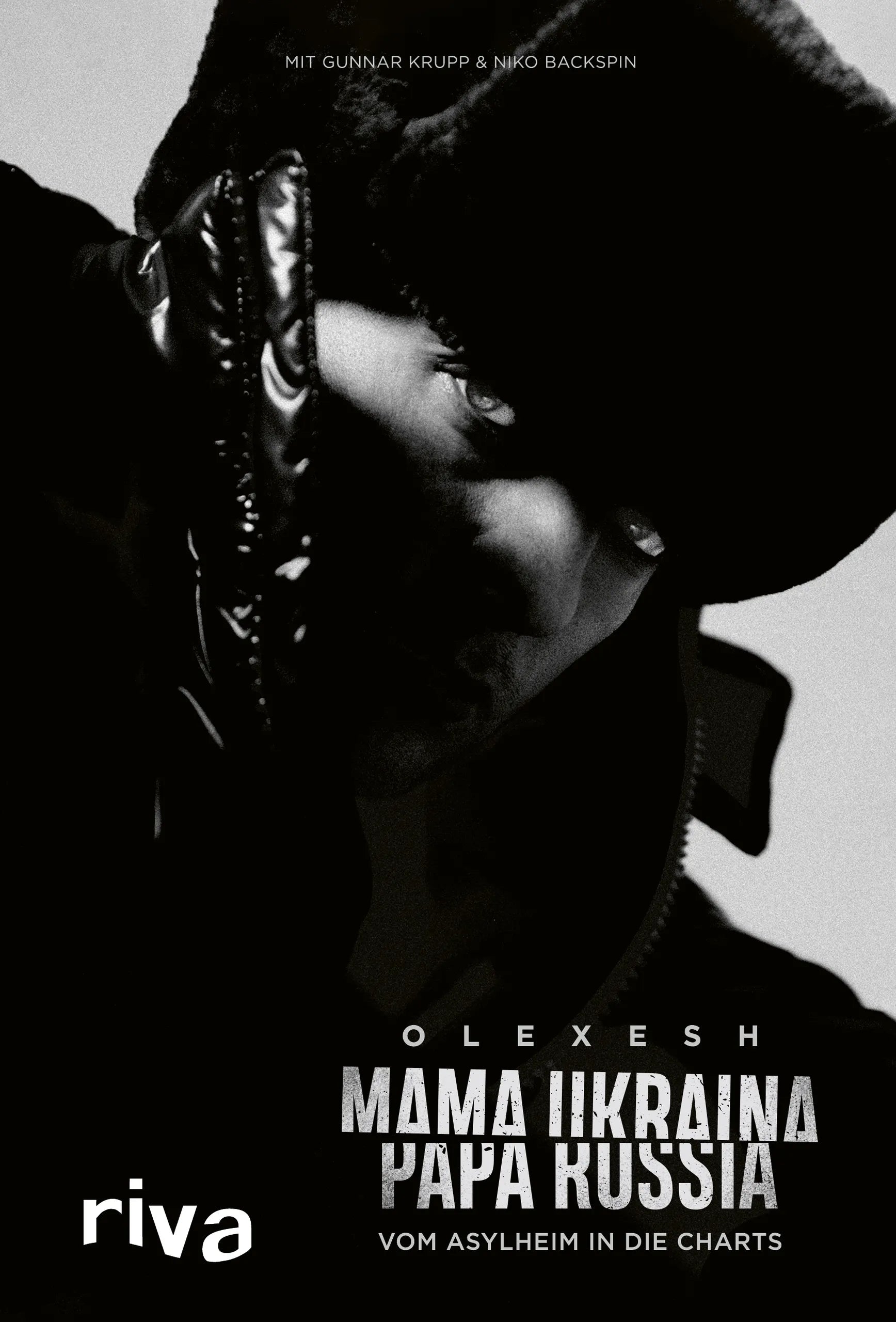 Buchcover von 'Mama Ukraina, Papa Russia' - Gebundene Ausgabe von Olexesh