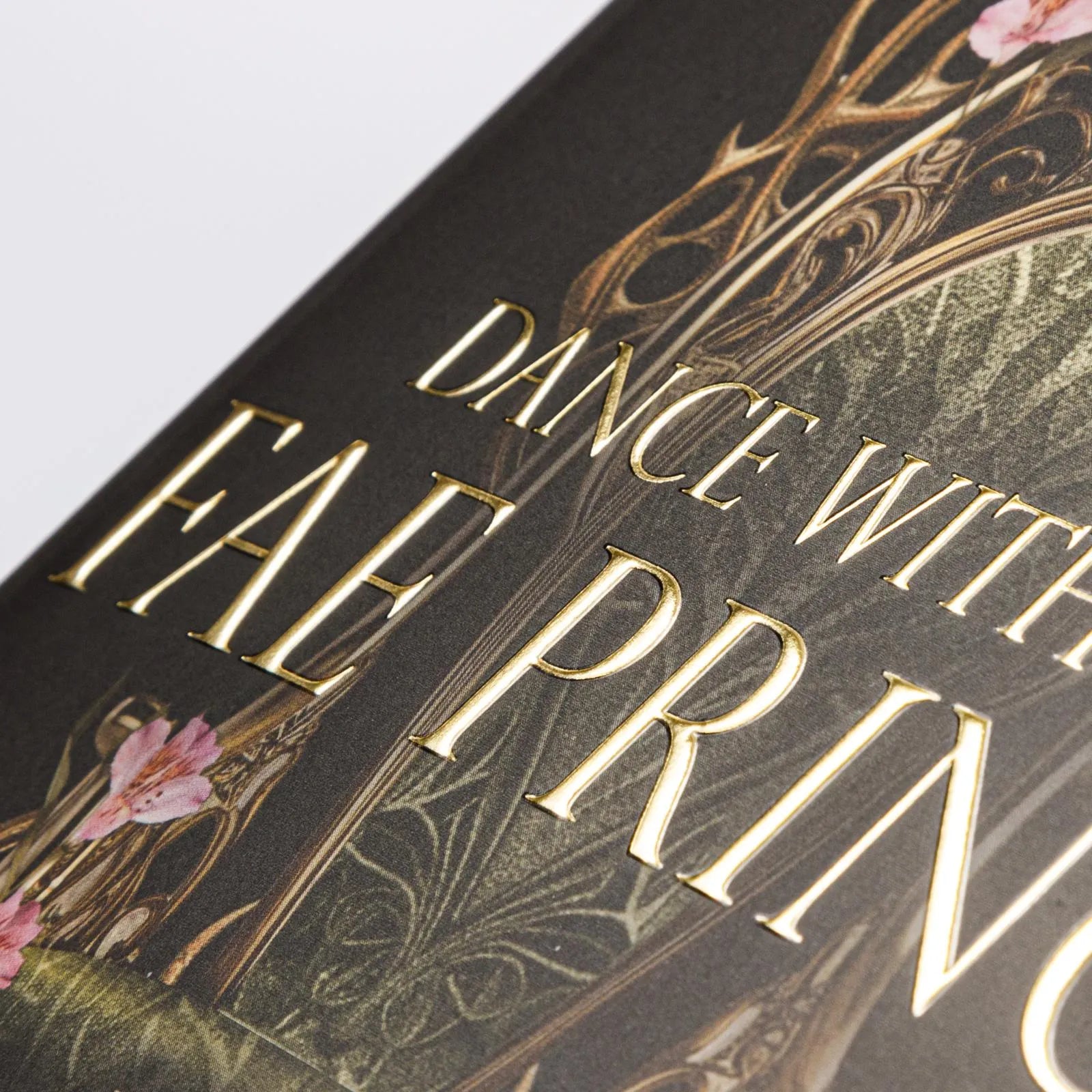 Detailansicht: Married into Magic: Dance with the Fae Prince (Paperback)