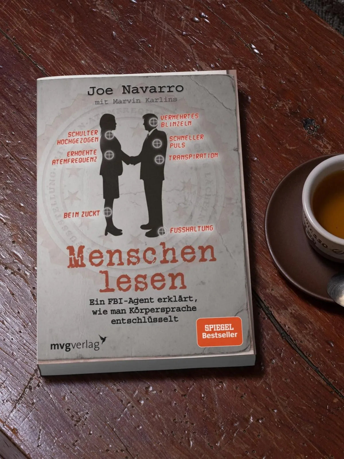 Detailansicht: Menschen lesen (Taschenbuch)