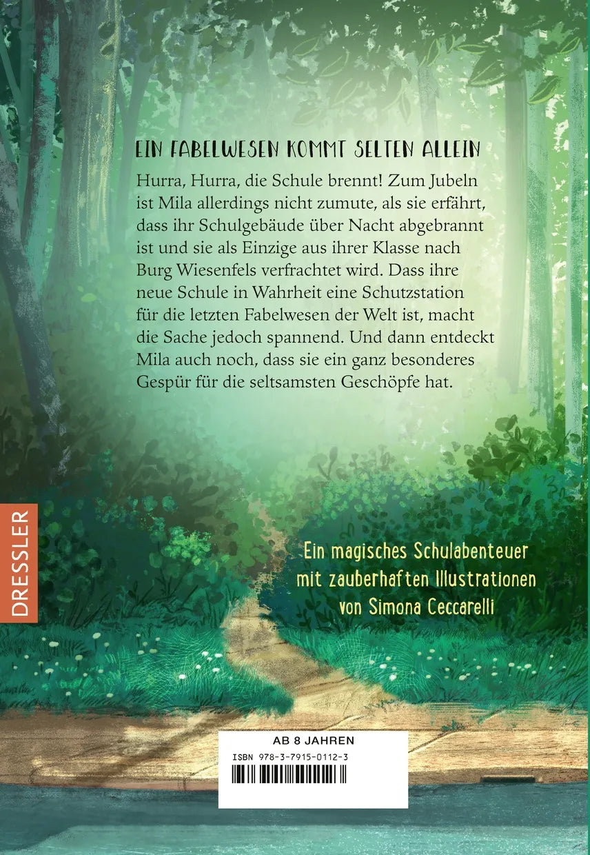 Buchrückseite von 'Mila und die geheime Schule 1. Heute schon ein Fabeltier gestreichelt?' mit Klappentext - Gebundene Ausgabe