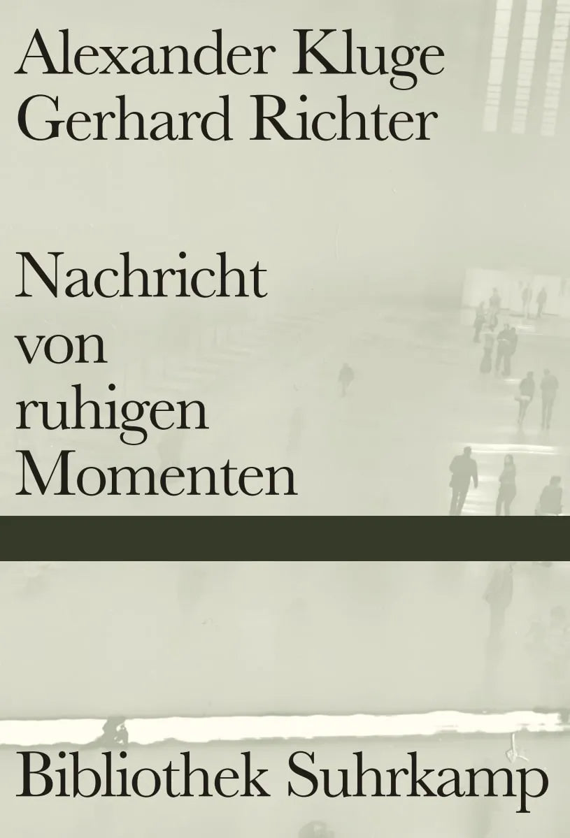Buchcover von 'Nachricht von ruhigen Momenten' - Gebundene Ausgabe von Alexander Kluge