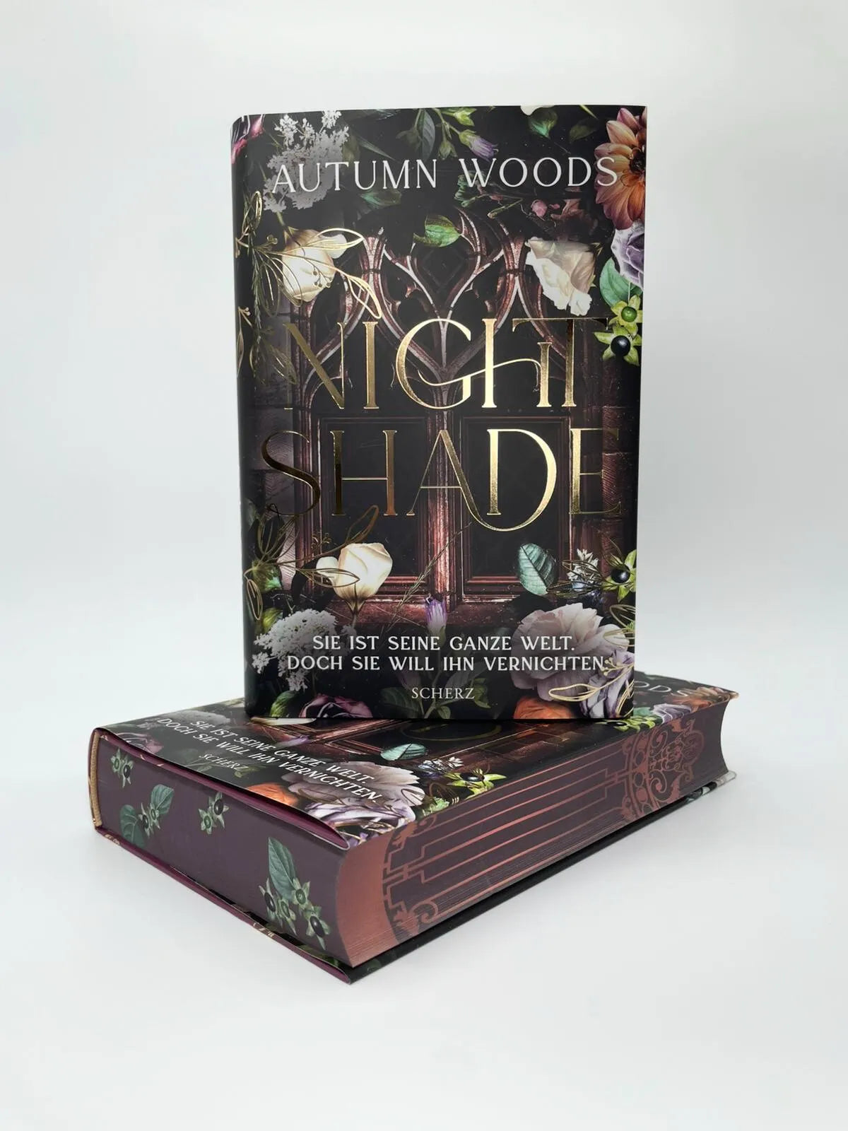 Detailansicht: Nightshade (Hardcover)