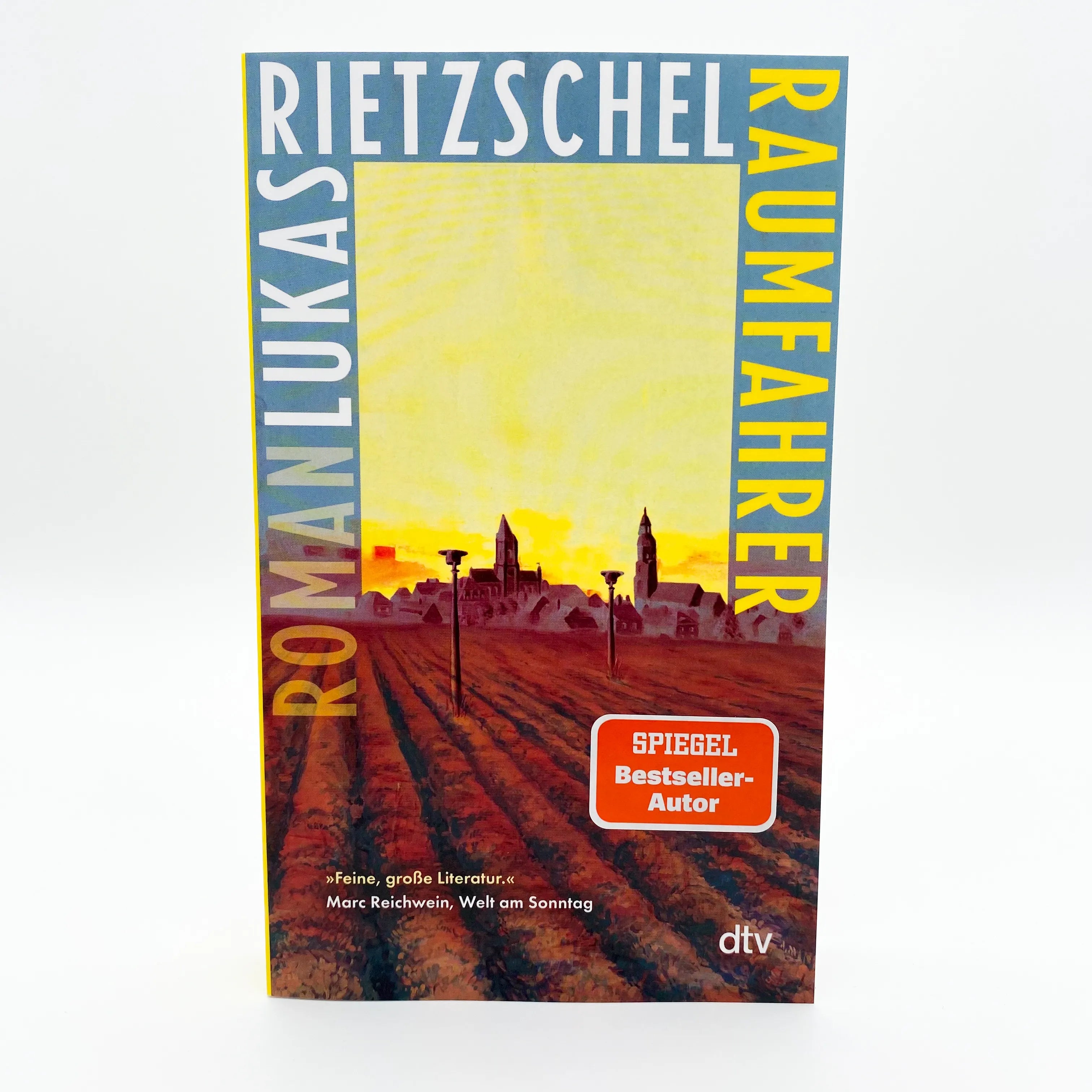 Lukas Rietzschel - Raumfahrer