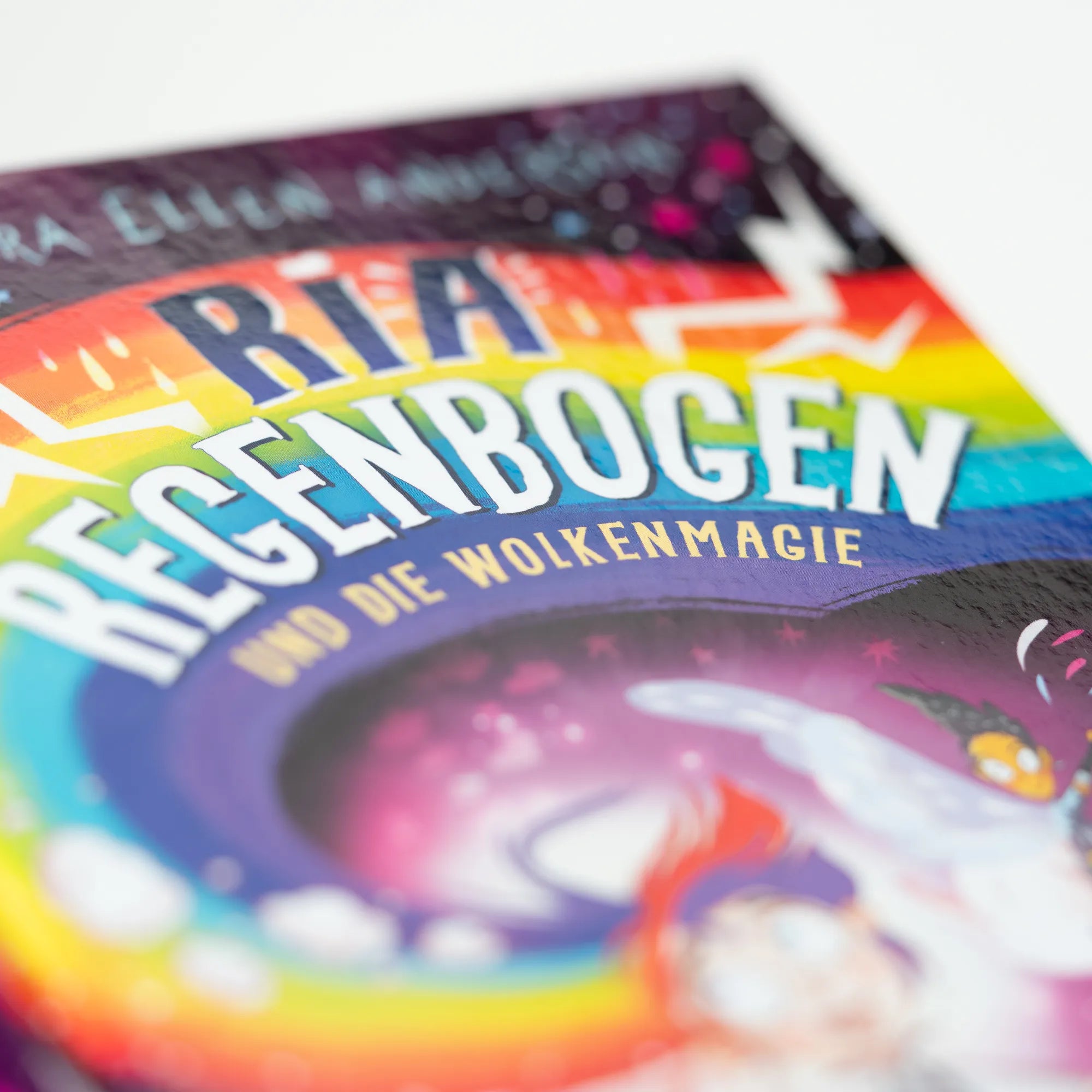 Produktansicht: Ria Regenbogen und die Wolkenmagie (Gebundene Ausgabe)