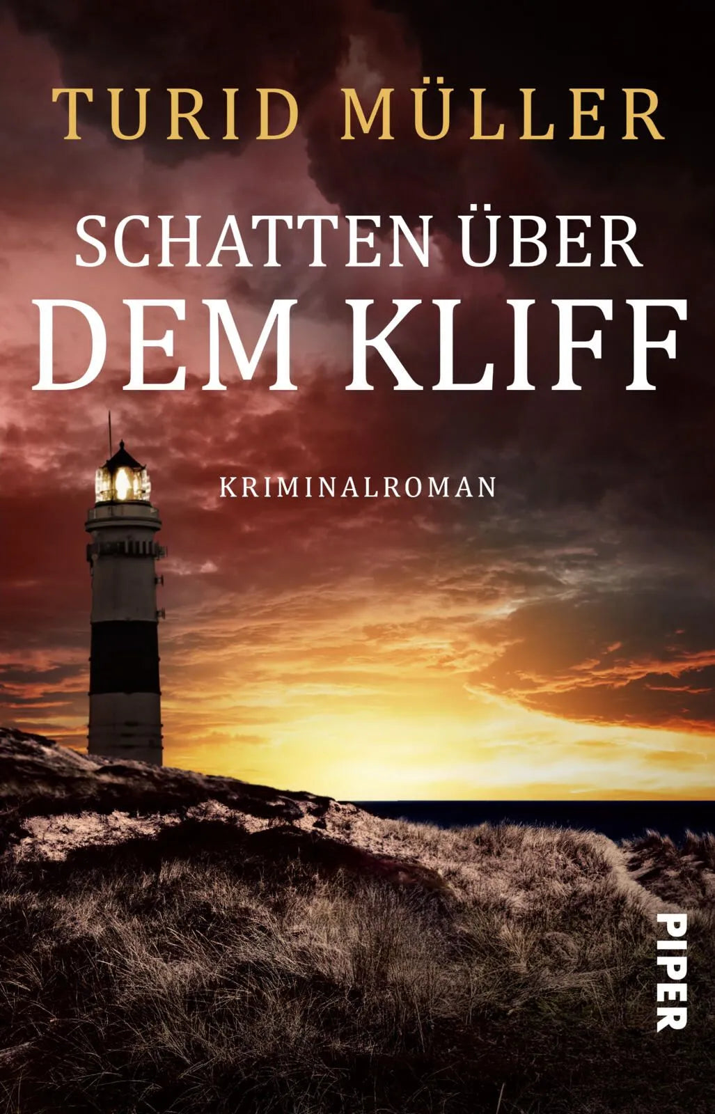 Cover: Schatten über dem Kliff (Taschenbuch) von Turid Müller