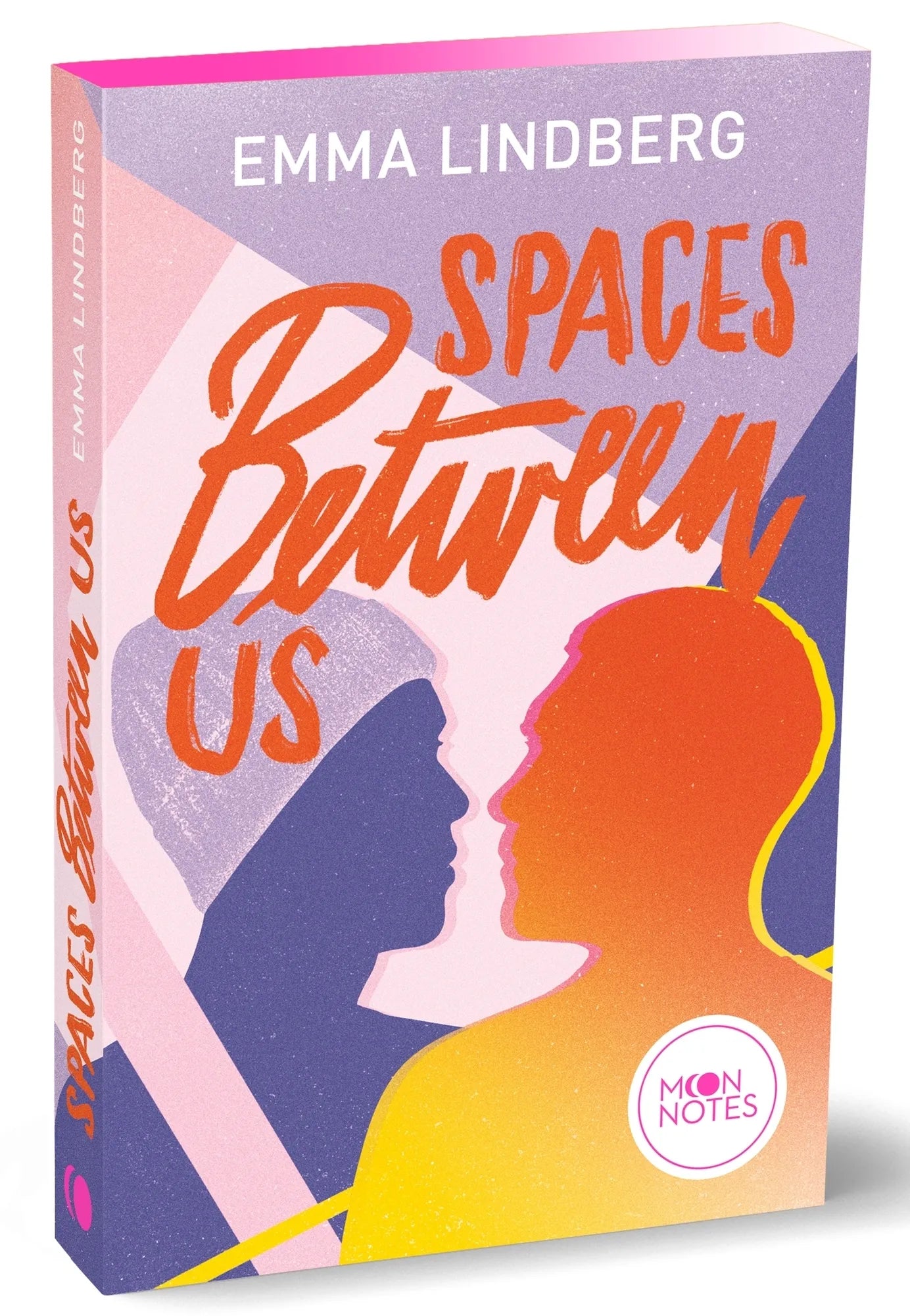Buchcover von 'Spaces between us' - Paperback von Emma Lindberg