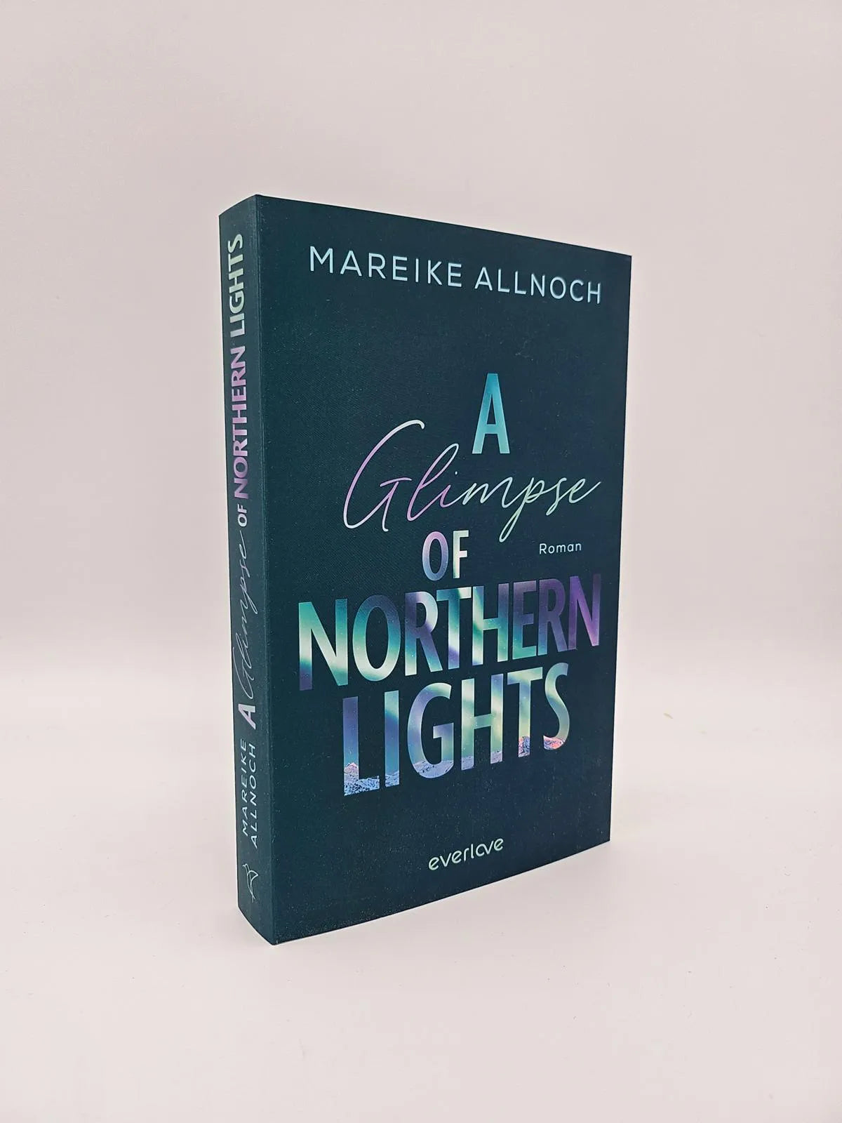 Abbildung von 'A Glimpse of Northern Lights'