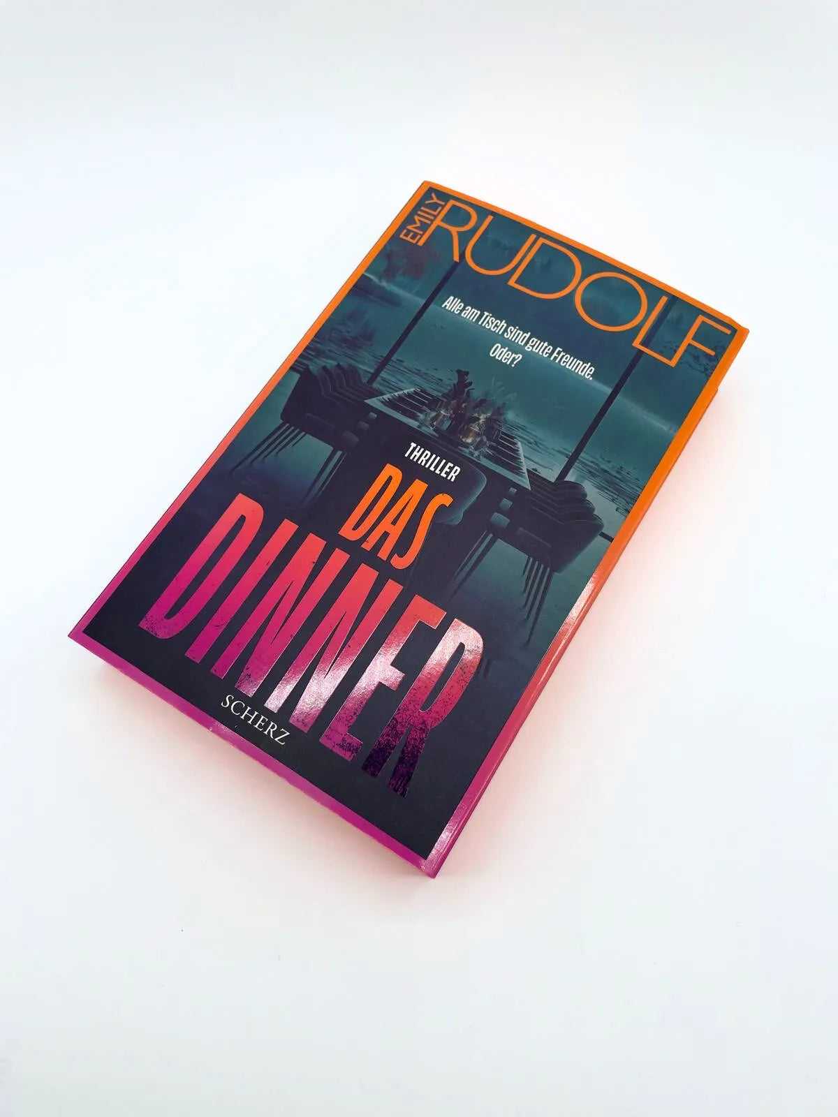 Abbildung von 'Das Dinner – Alle am Tisch sind gute Freunde. Oder?'