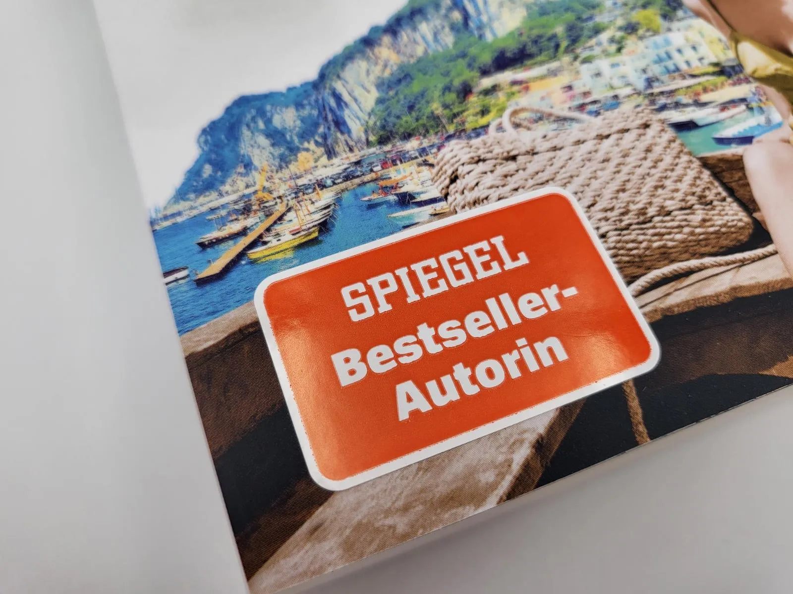 Abbildung von 'Die Frauen von Capri – Im blauen Meer der Tage'