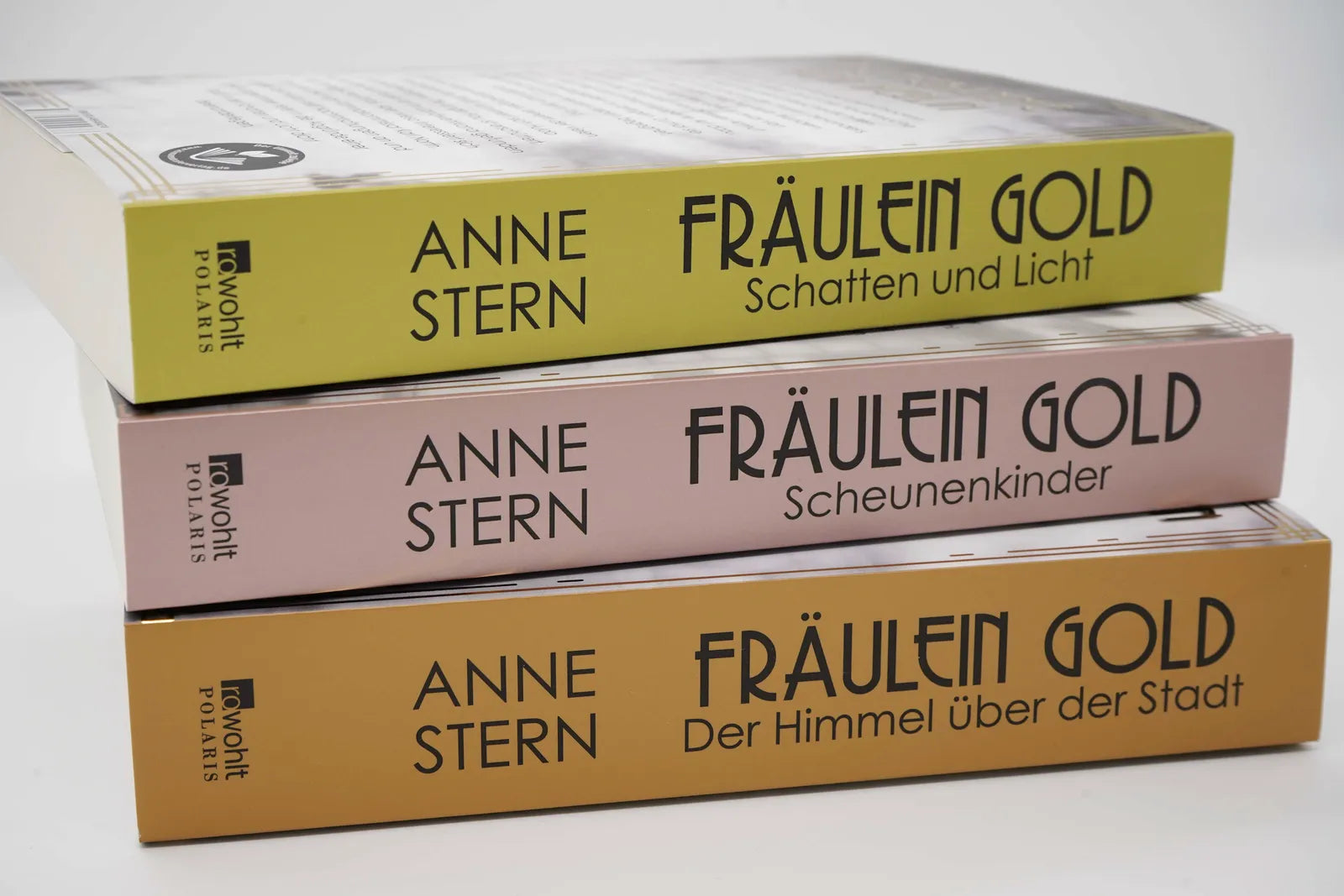 Abbildung von 'Fräulein Gold: Schatten und Licht'