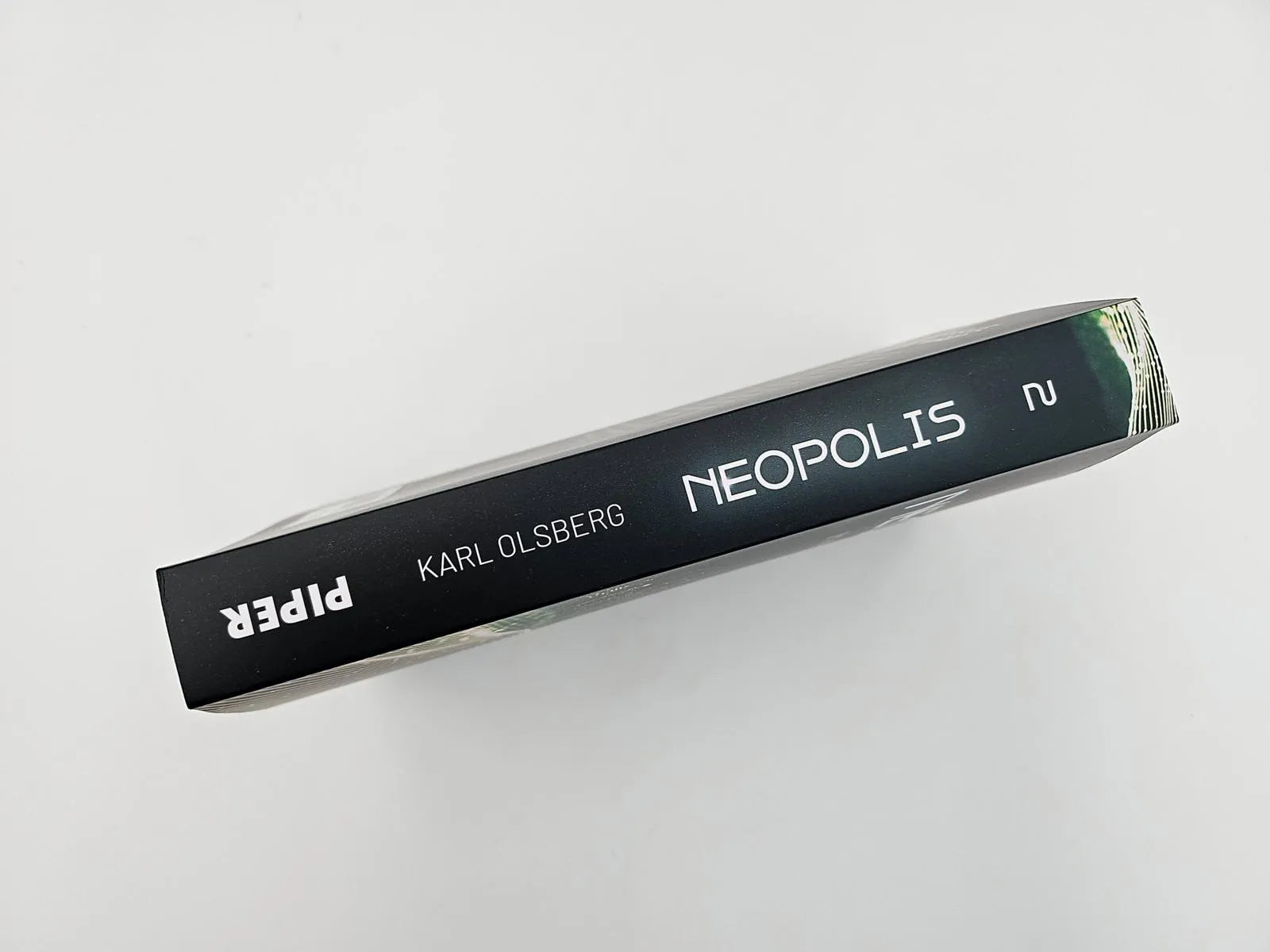 Abbildung von 'Neopolis – Im Herzen der Maschine'