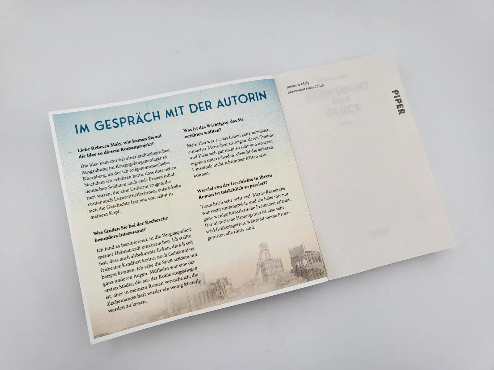 Abbildung von 'Sehnsucht nach Glück'