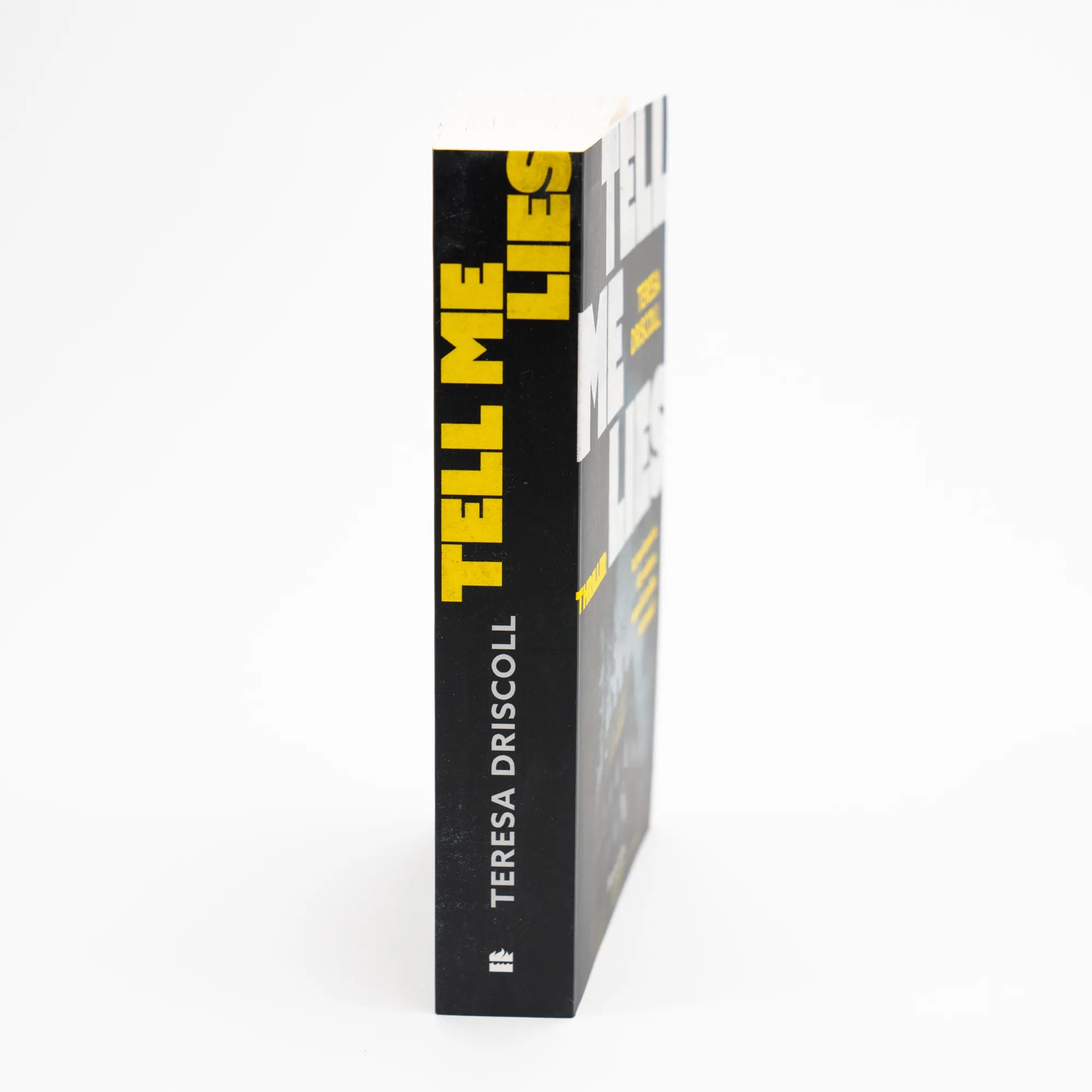 Abbildung von 'Tell Me Lies'