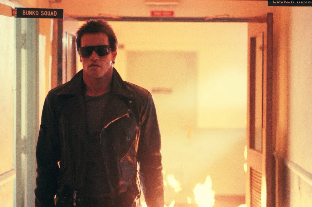 Filmszene 1 aus Terminator - Limitiertes 3-Disc SteelBook Cover B – 4K UHD Blu-ray. Regie: James Cameron