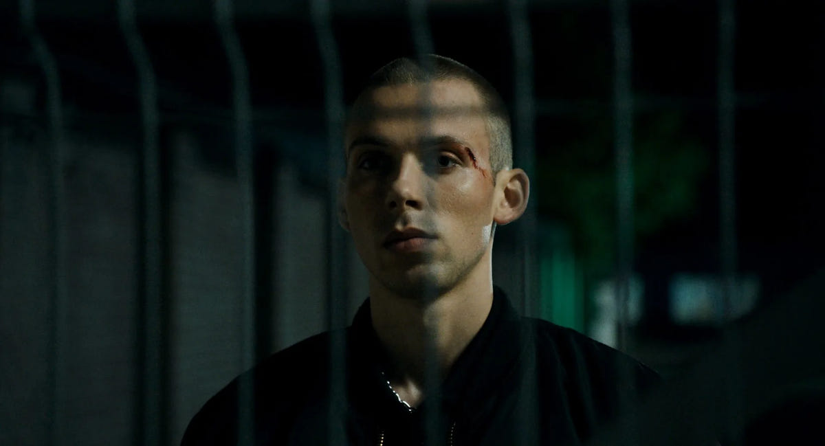Filmszene 1 aus The Activist - OmU – DVD. Regie: Romas Zabarauskas