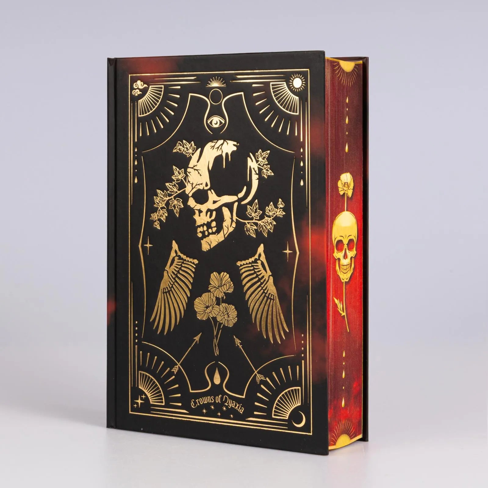 Produktansicht: The Fallen and the Kiss of Dusk (Gebundene Ausgabe)