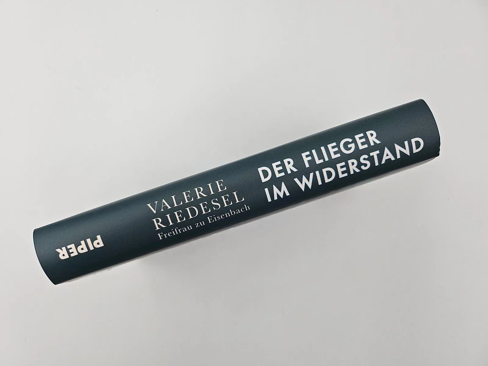 Produktansicht: Der Flieger im Widerstand (Gebundene Ausgabe)