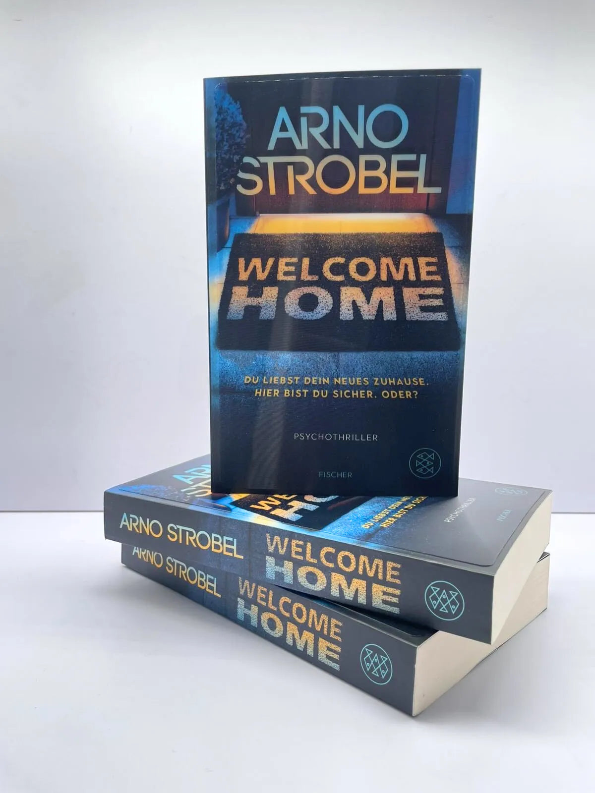 Detailansicht: Welcome Home – Du liebst dein neues Zuhause. Hier bist du sicher. Oder? (Paperback)