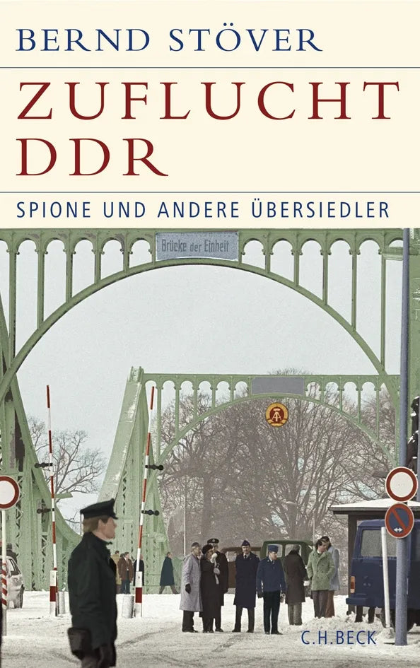 Buchcover von 'Zuflucht DDR' - Gebundene Ausgabe von Bernd Stöver