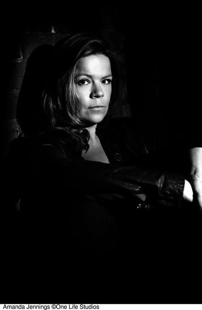 Amanda Jennings