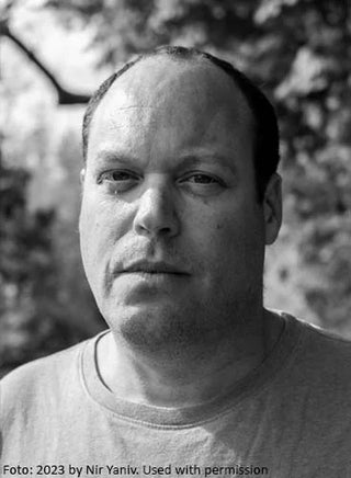 Lavie Tidhar