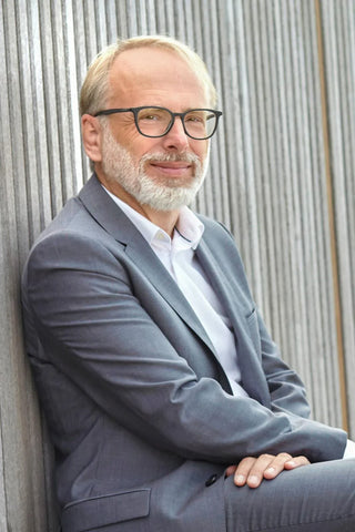 Oliver Schröm
