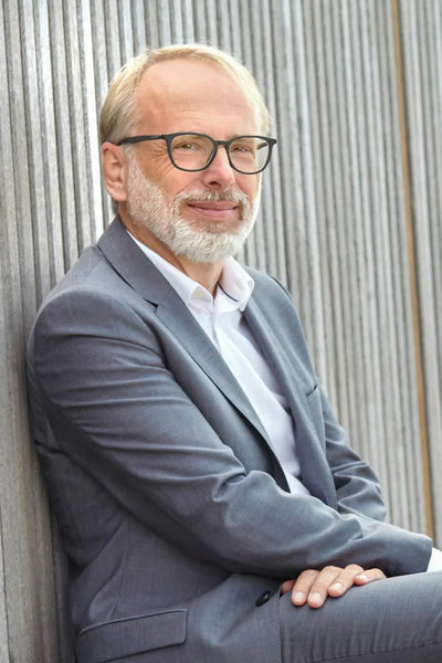 Oliver Schröm