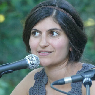 Porträt der Autorin Shida Bazyar
