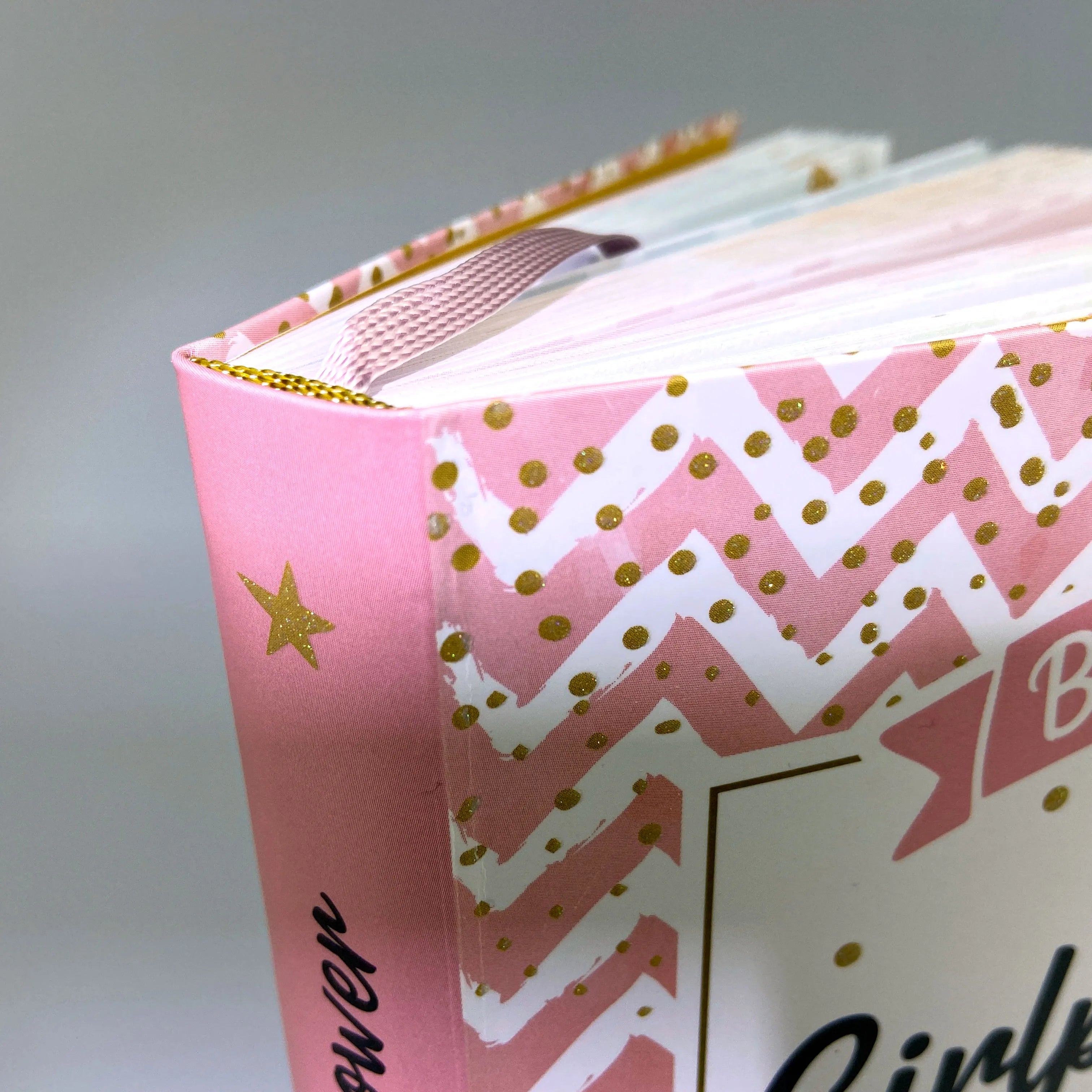 Innenansicht von '100 % Girlpower' - Taschenbuch