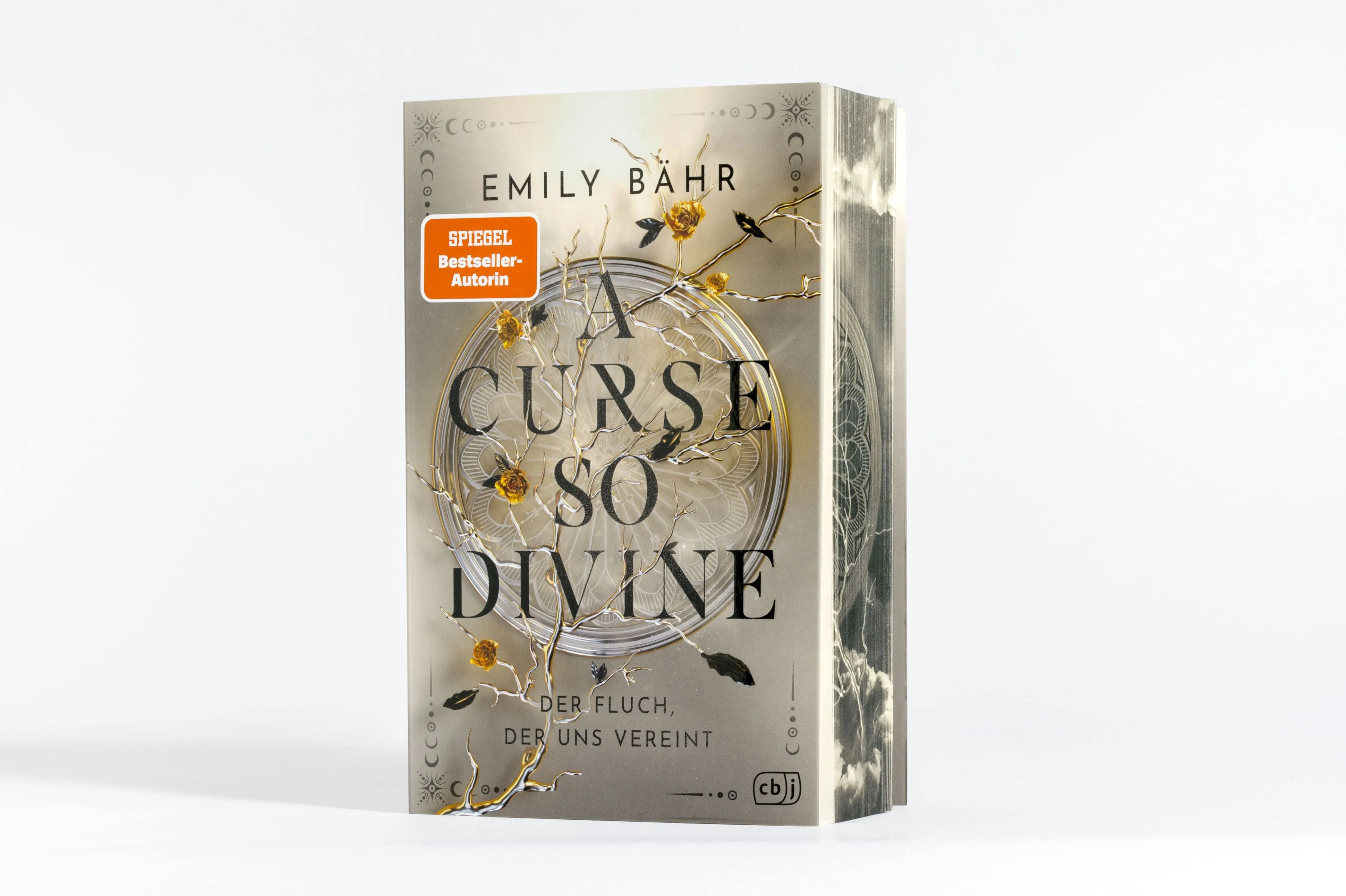 Detailansicht: A Curse so Divine (Paperback)