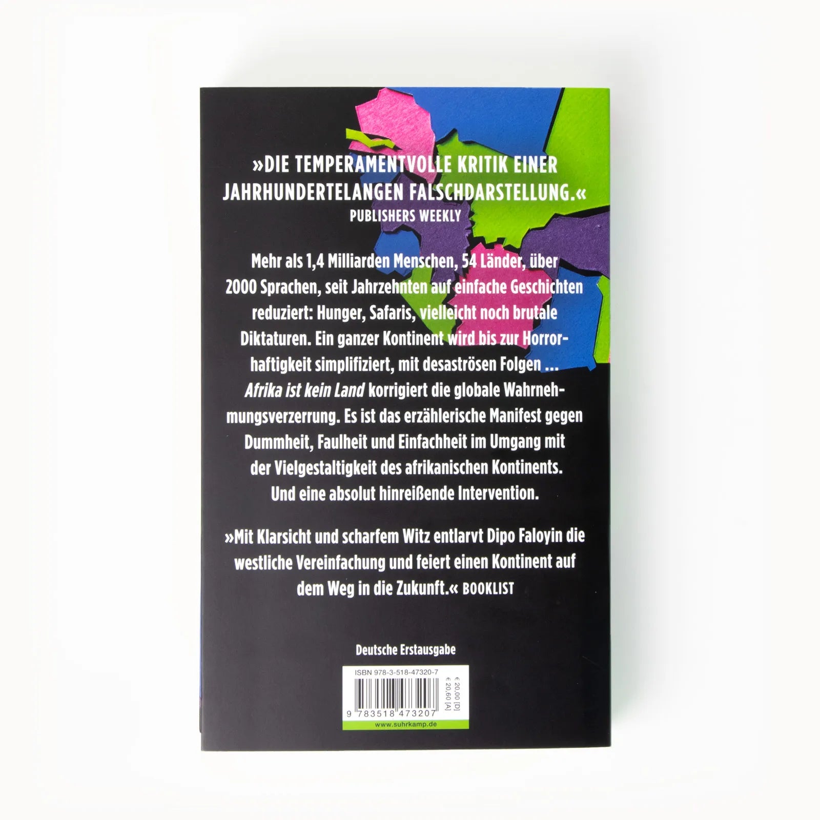 Buchrückseite von 'Afrika ist kein Land' mit Klappentext - Paperback