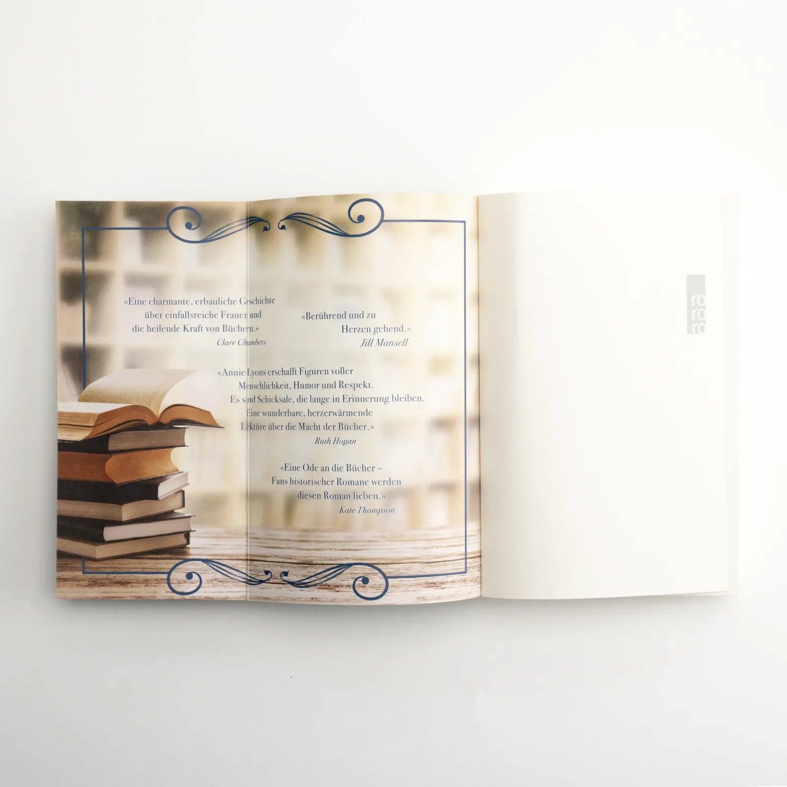 Produktansicht: Der Buchclub – Ein Licht in dunklen Zeiten (Taschenbuch)