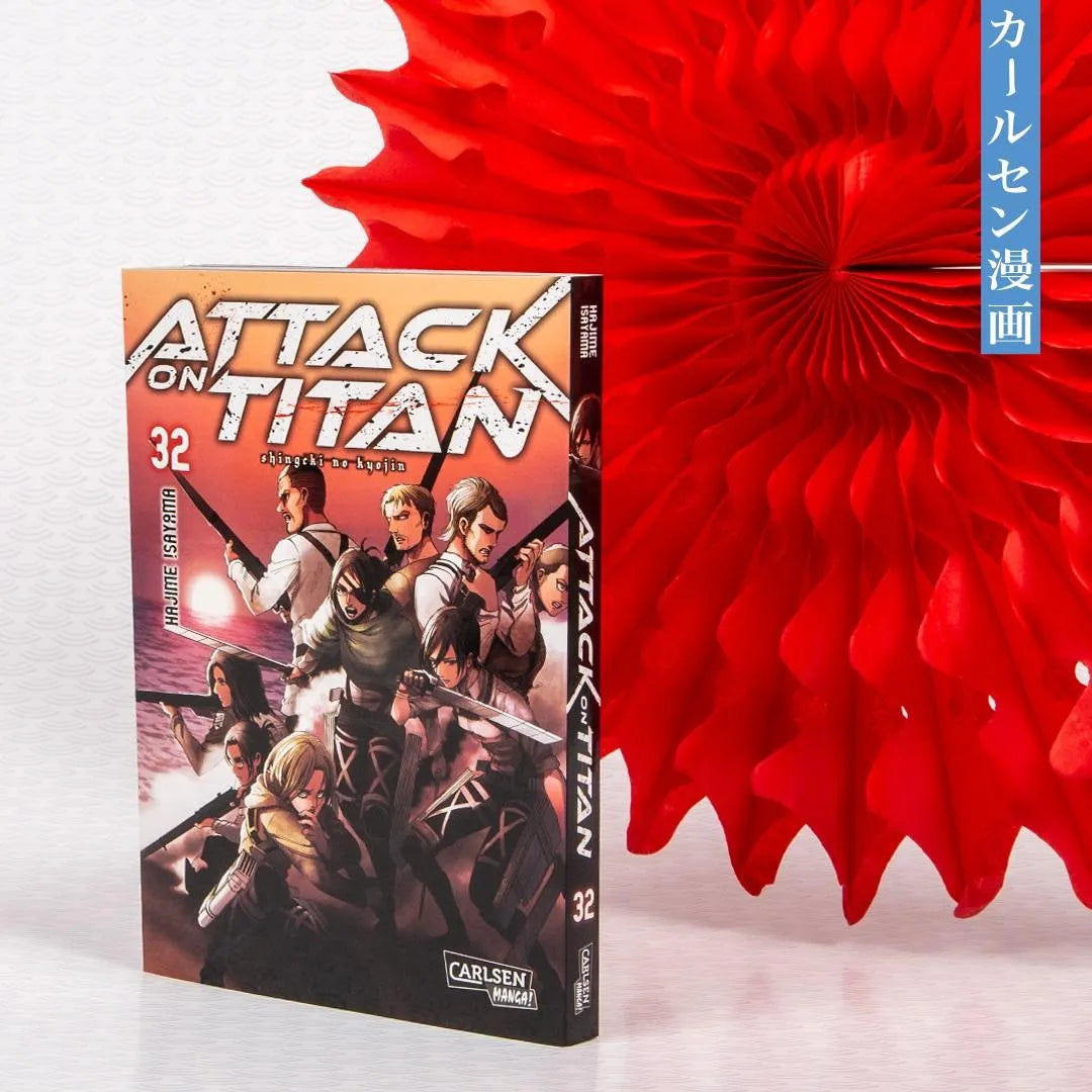 Hajime Isayama - Attack on Titan 32